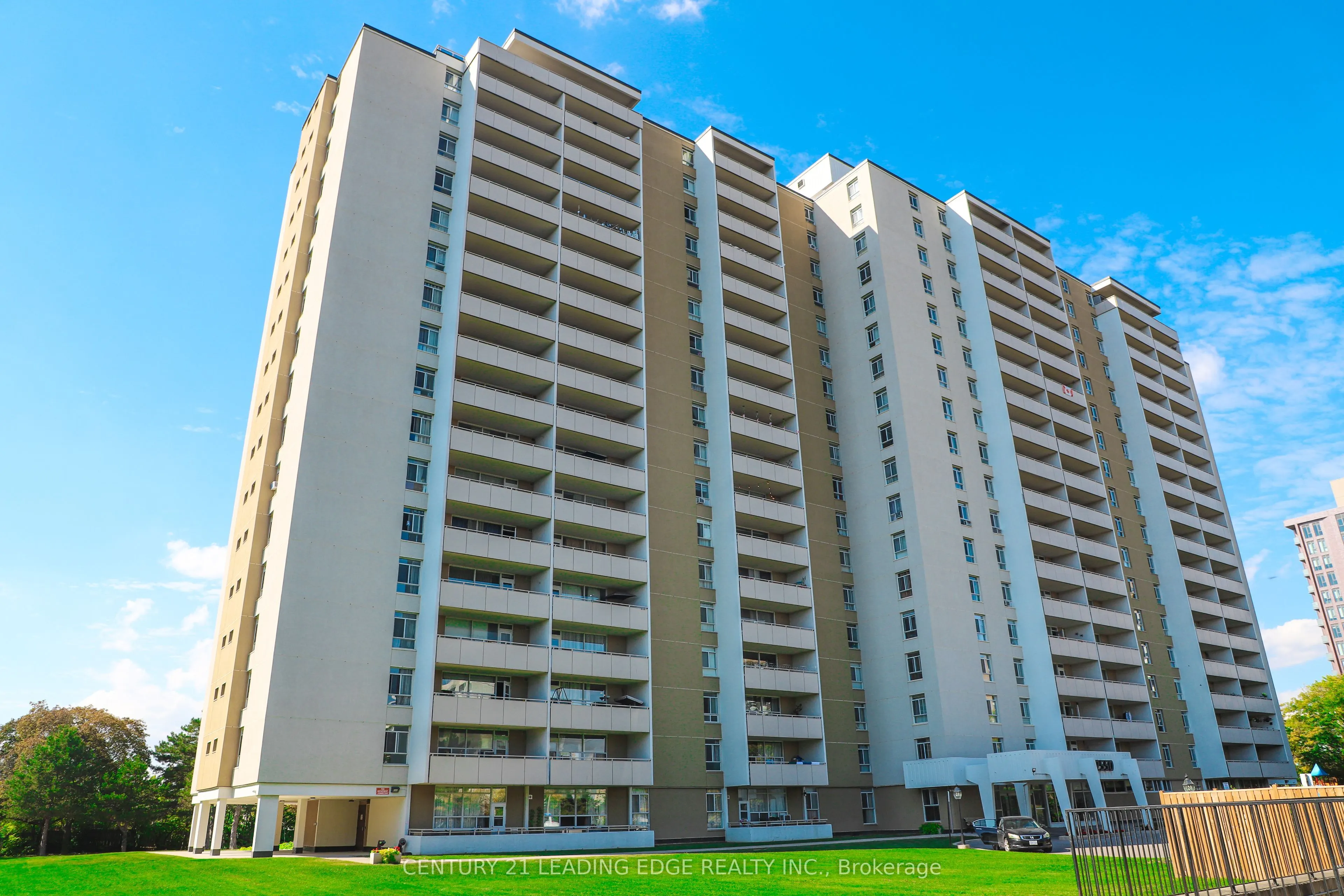 2550 Pharmacy Avenue, #1206