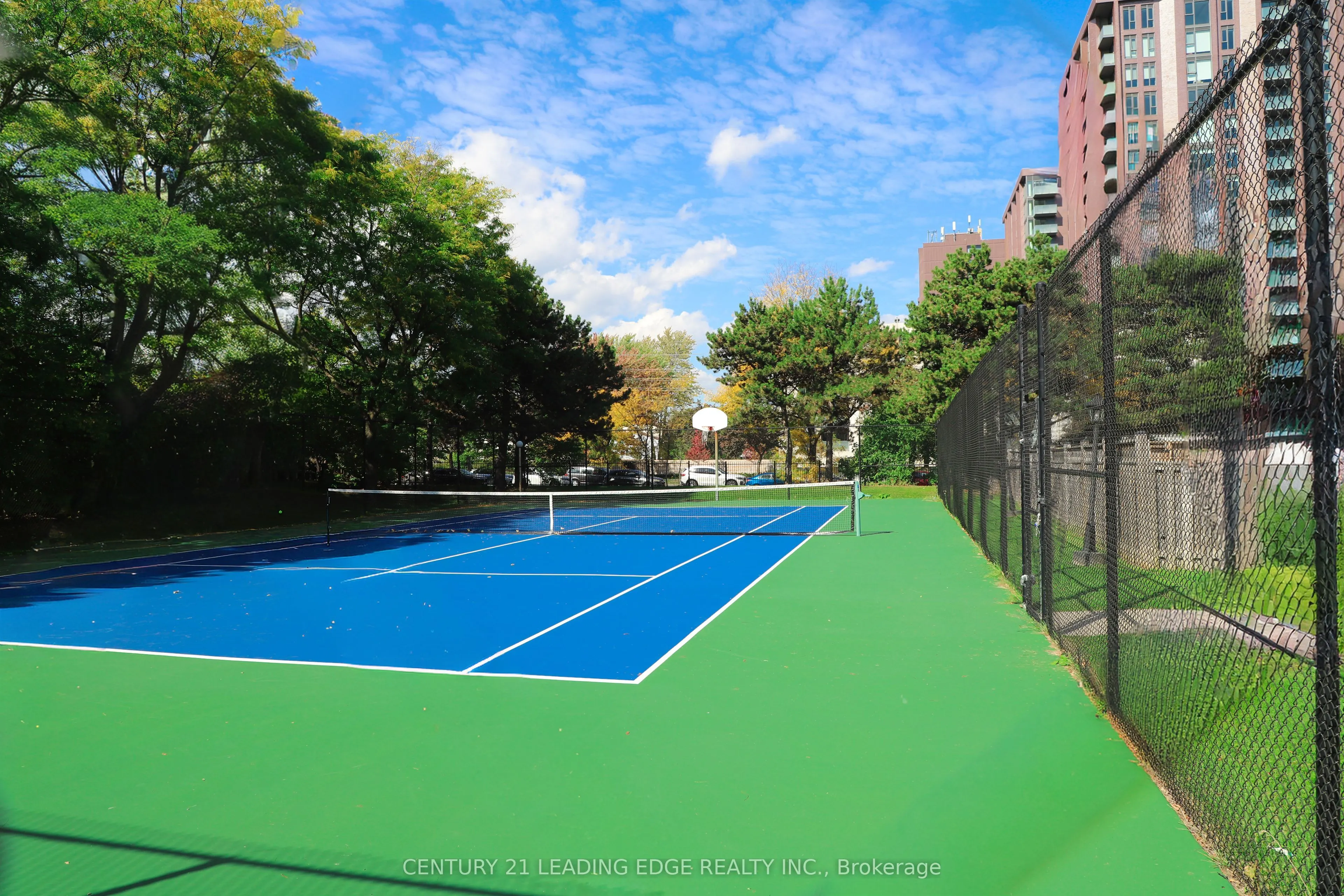 2550 Pharmacy Avenue, #1206