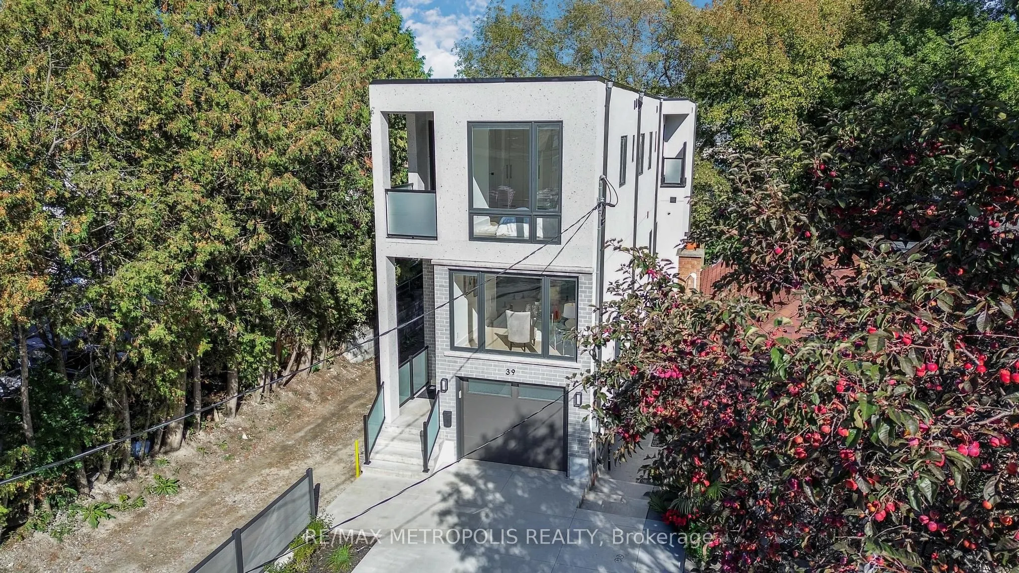 39 Kenworthy Avenue