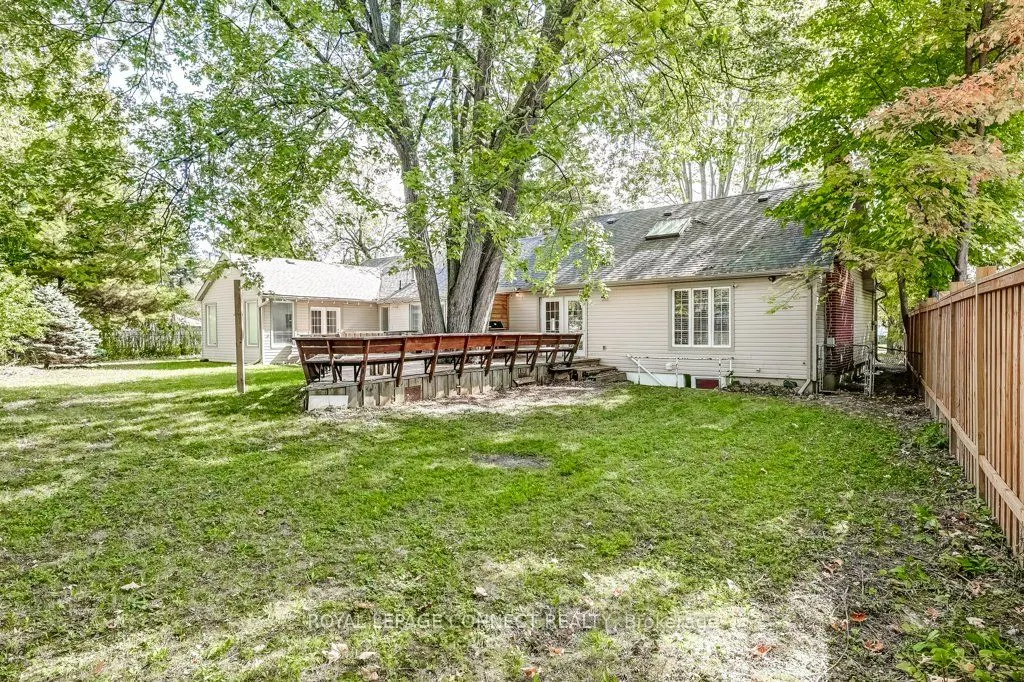 70 Dunstall Crescent