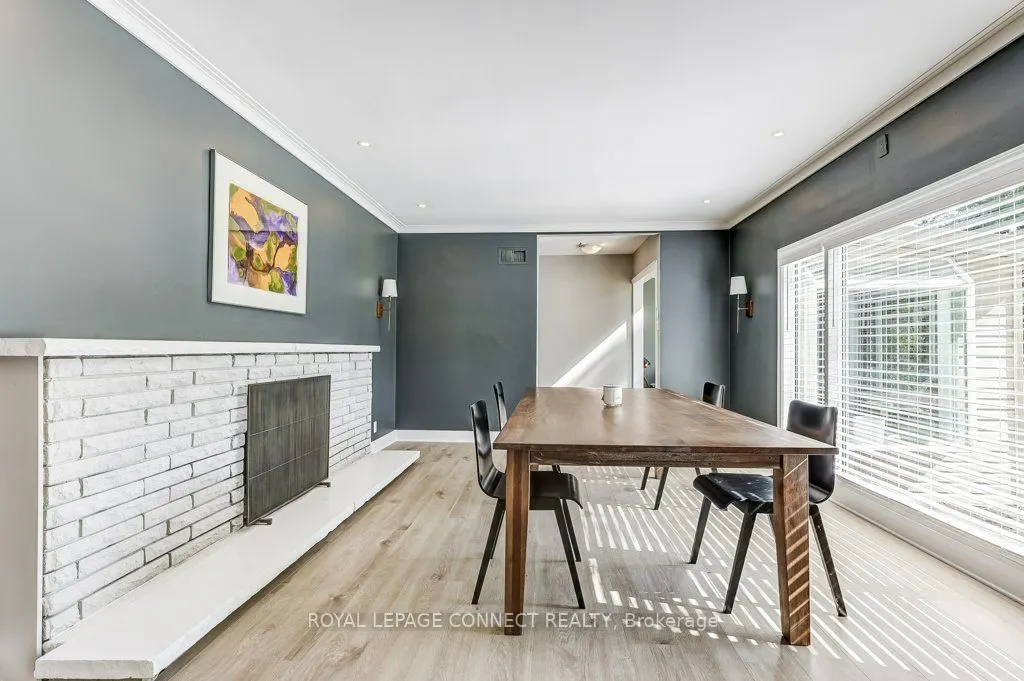 70 Dunstall Crescent