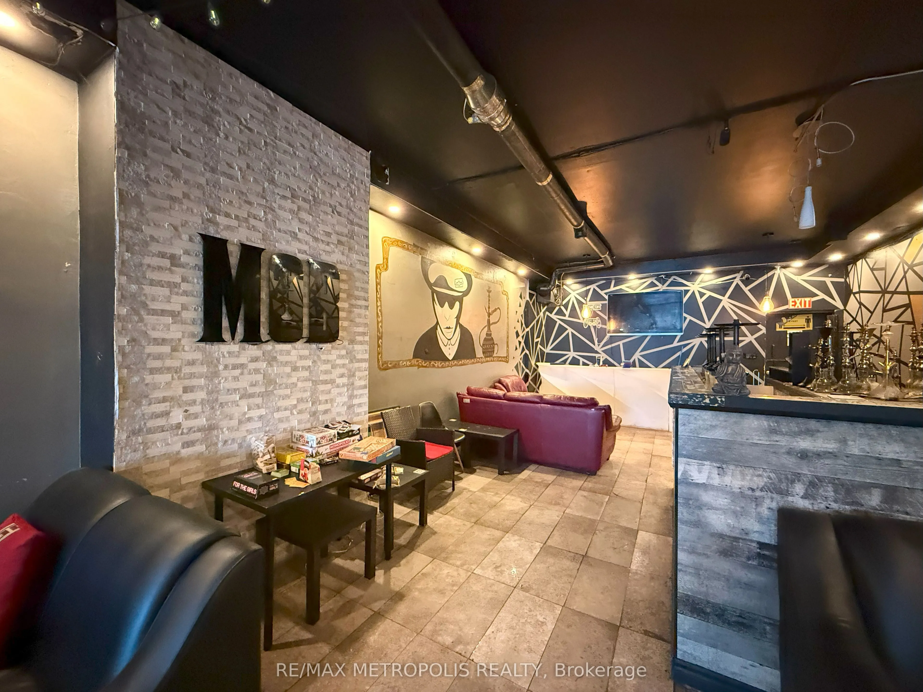 1235 Ellesmere Road