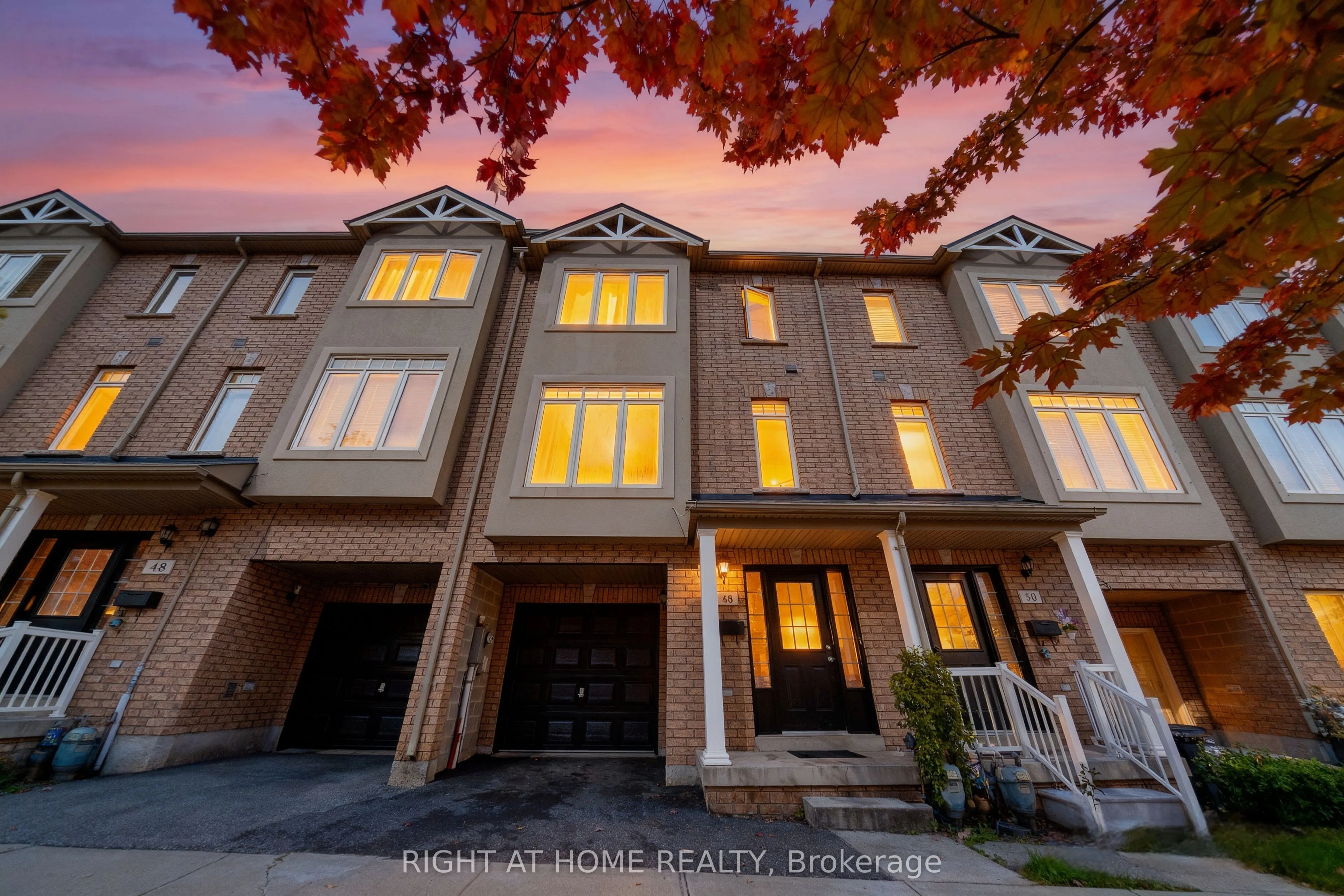 48 Curran Hall Crescent