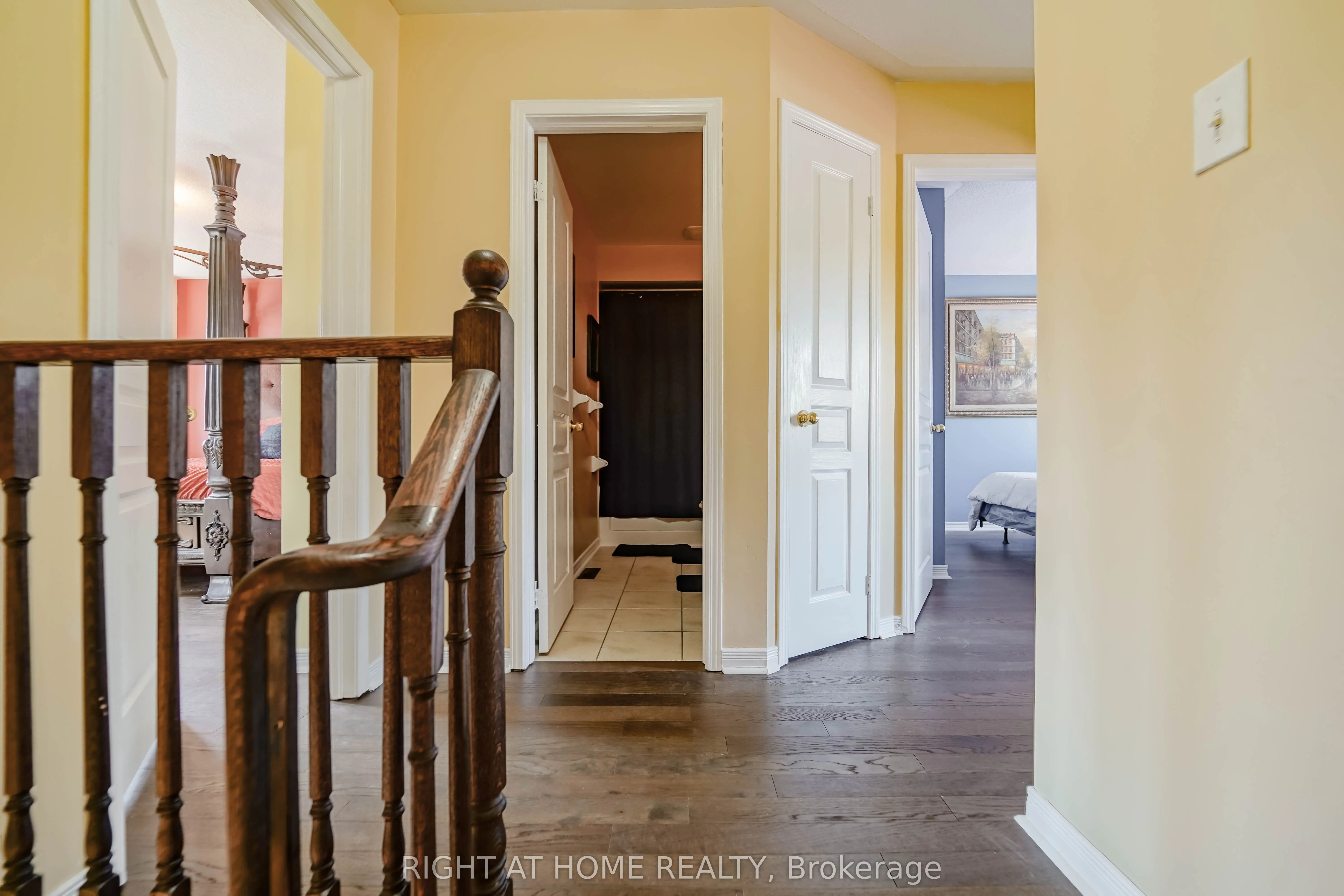 48 Curran Hall Crescent