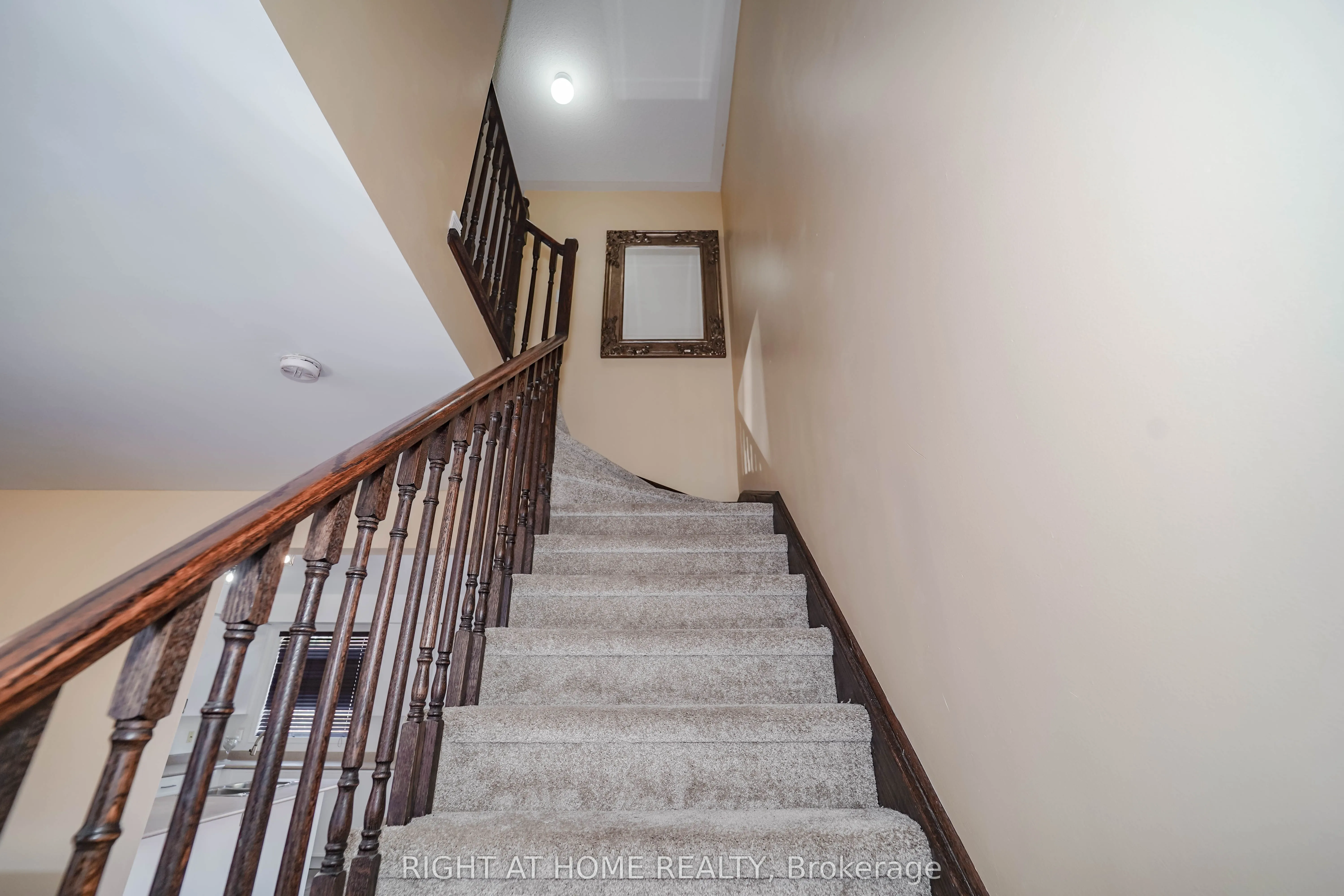 48 Curran Hall Crescent