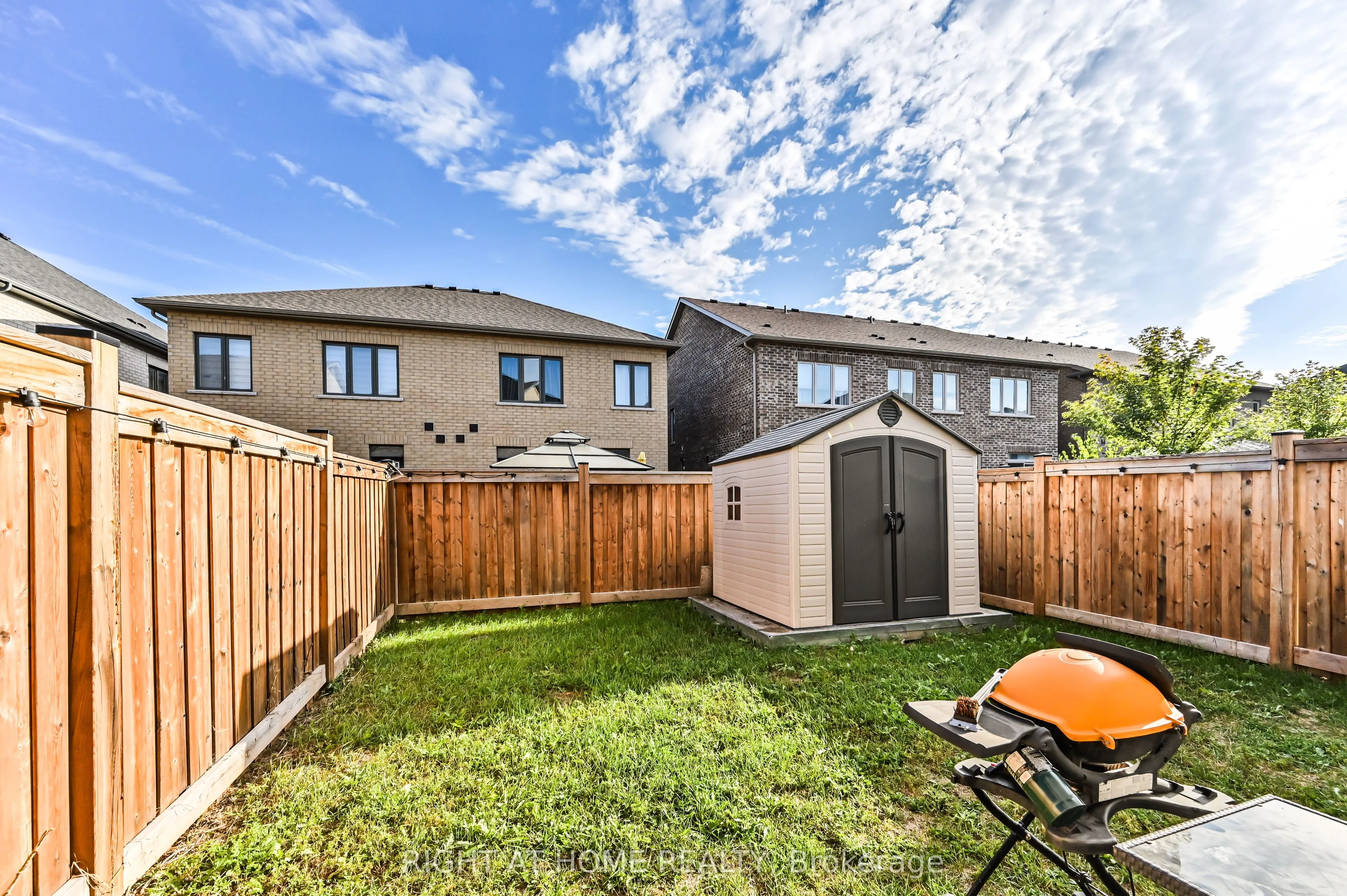 80 Conarty Crescent