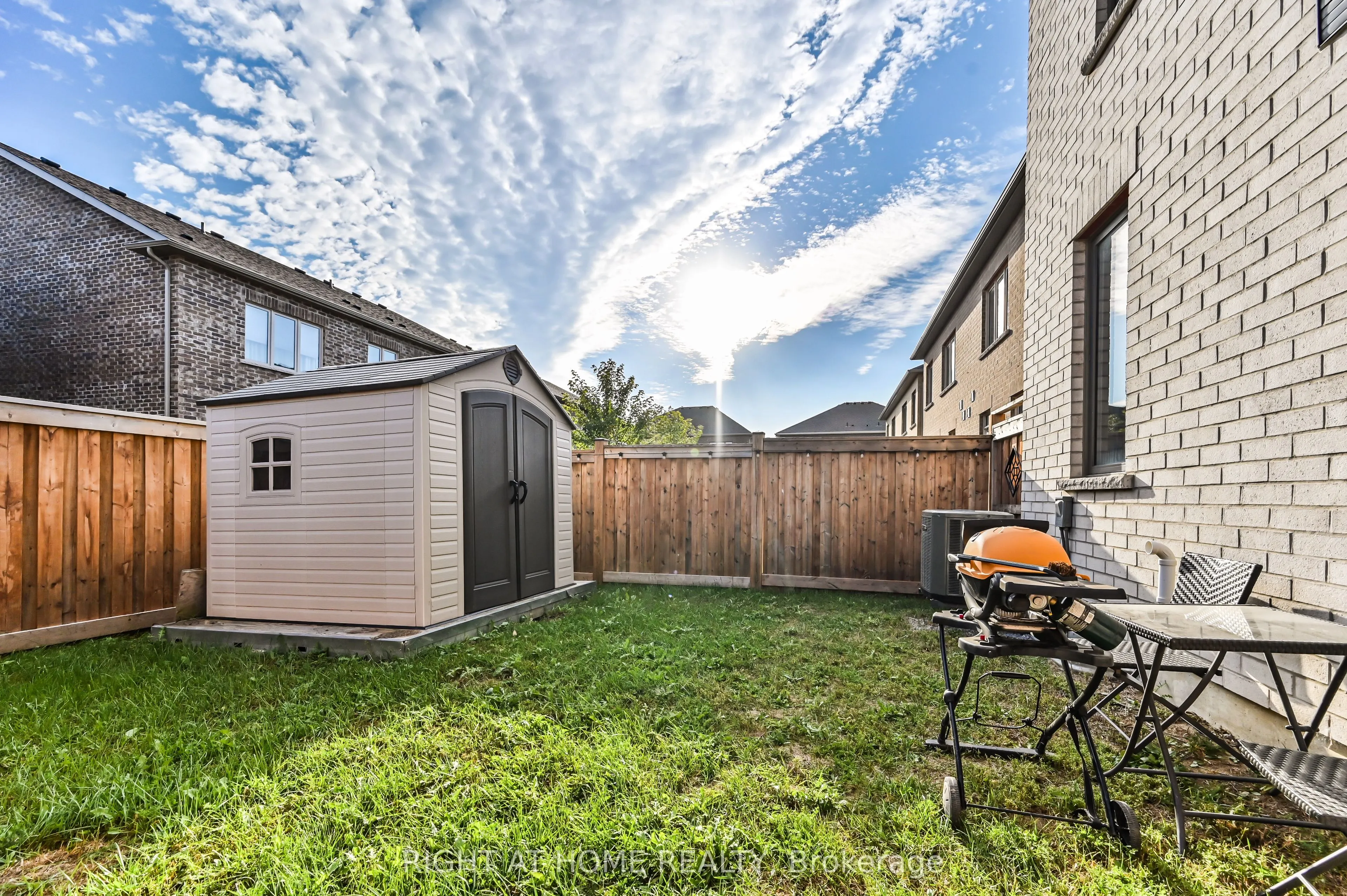 80 Conarty Crescent