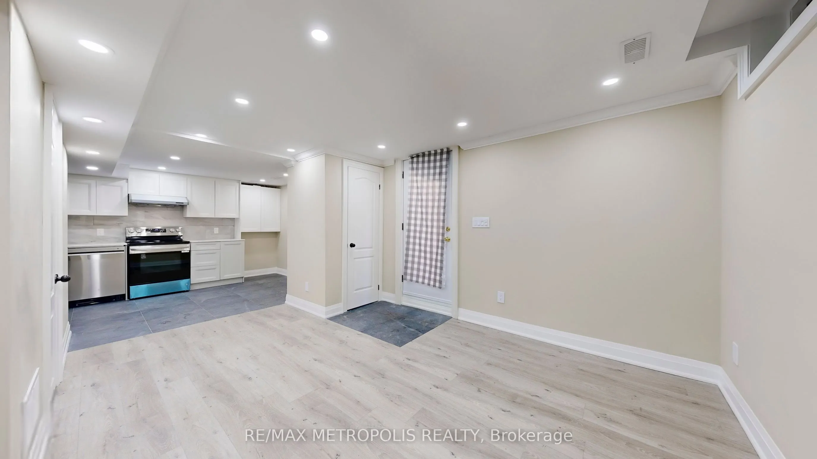 134 Mandrake Street, #Basement