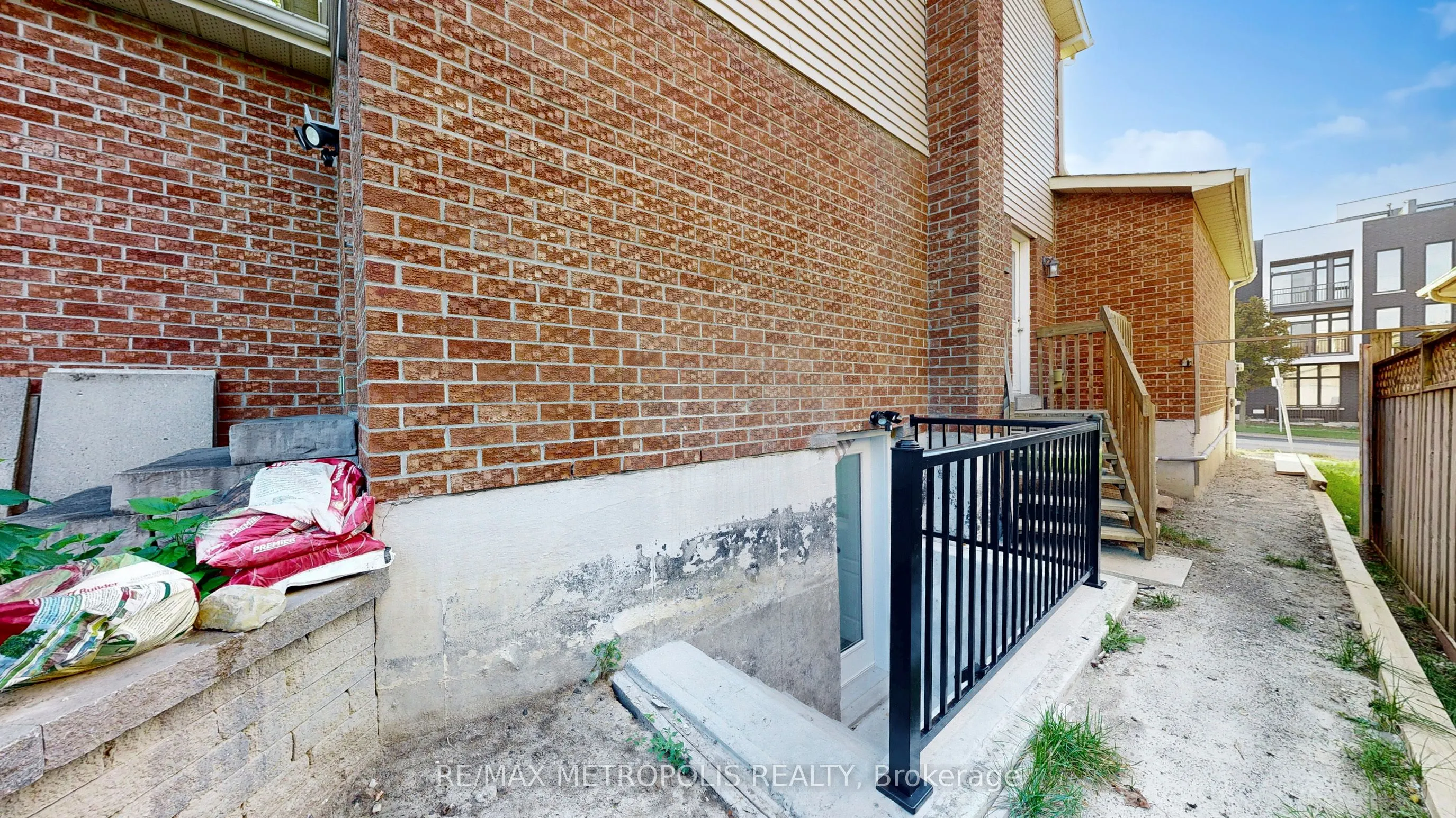 134 Mandrake Street, #Basement