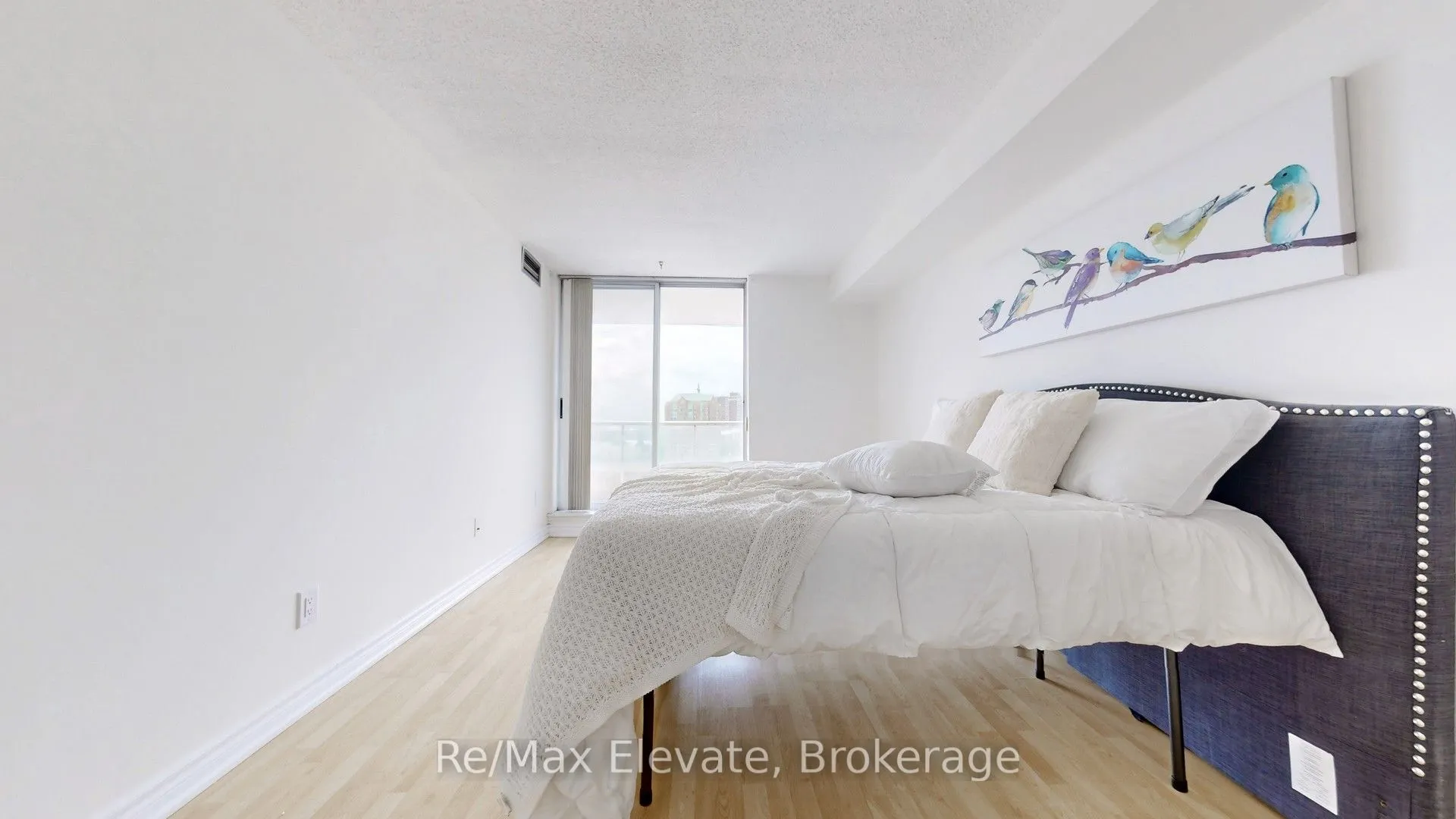 410 Mclevin Avenue, #1111