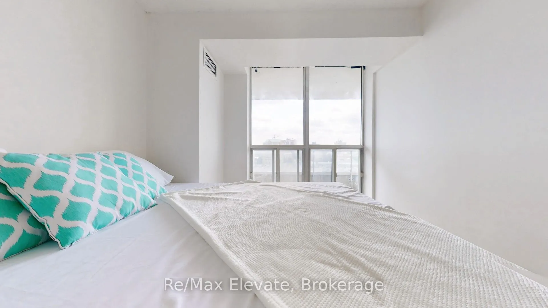 410 Mclevin Avenue, #1111