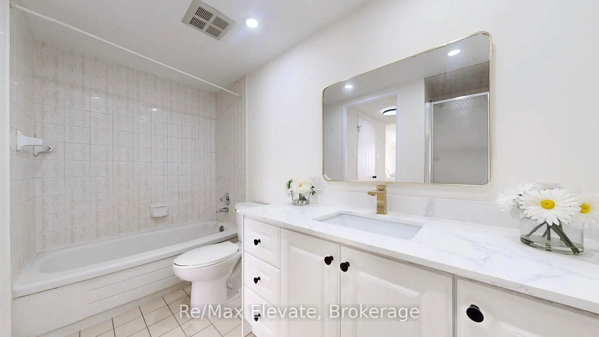 410 Mclevin Avenue, #1111
