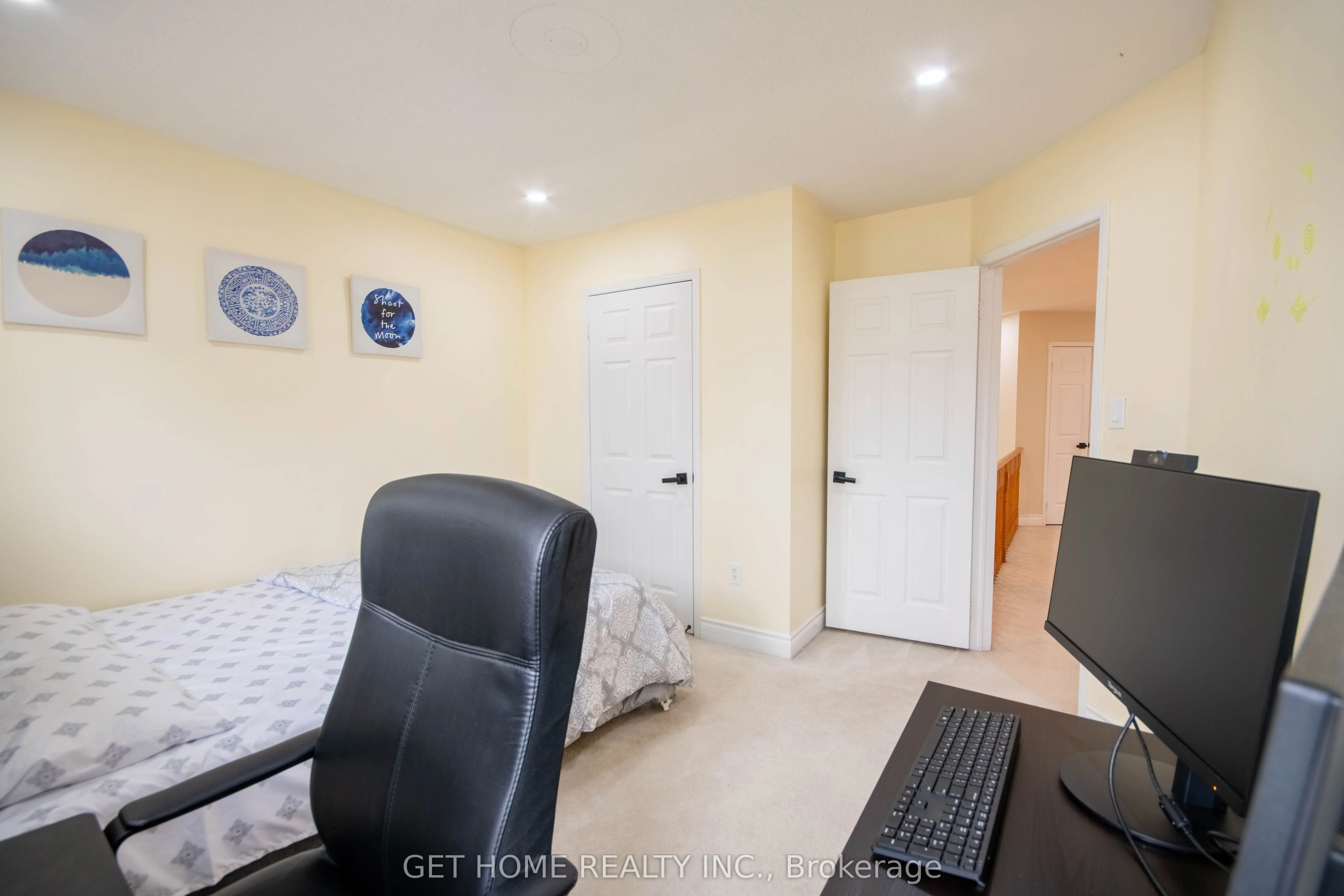 532 Ormond Drive