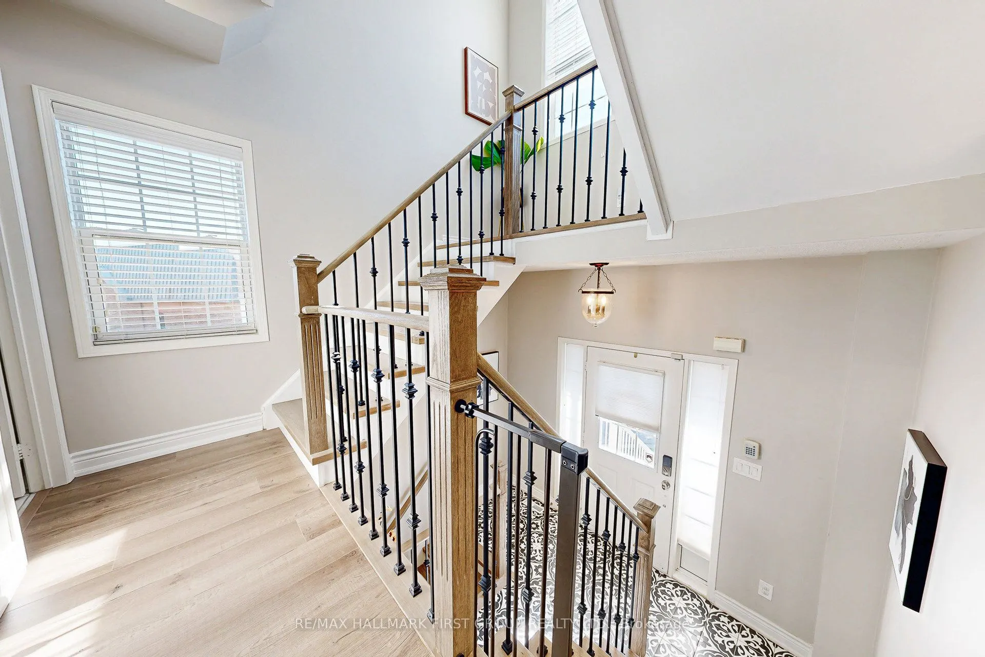 575 Steeple Hill
