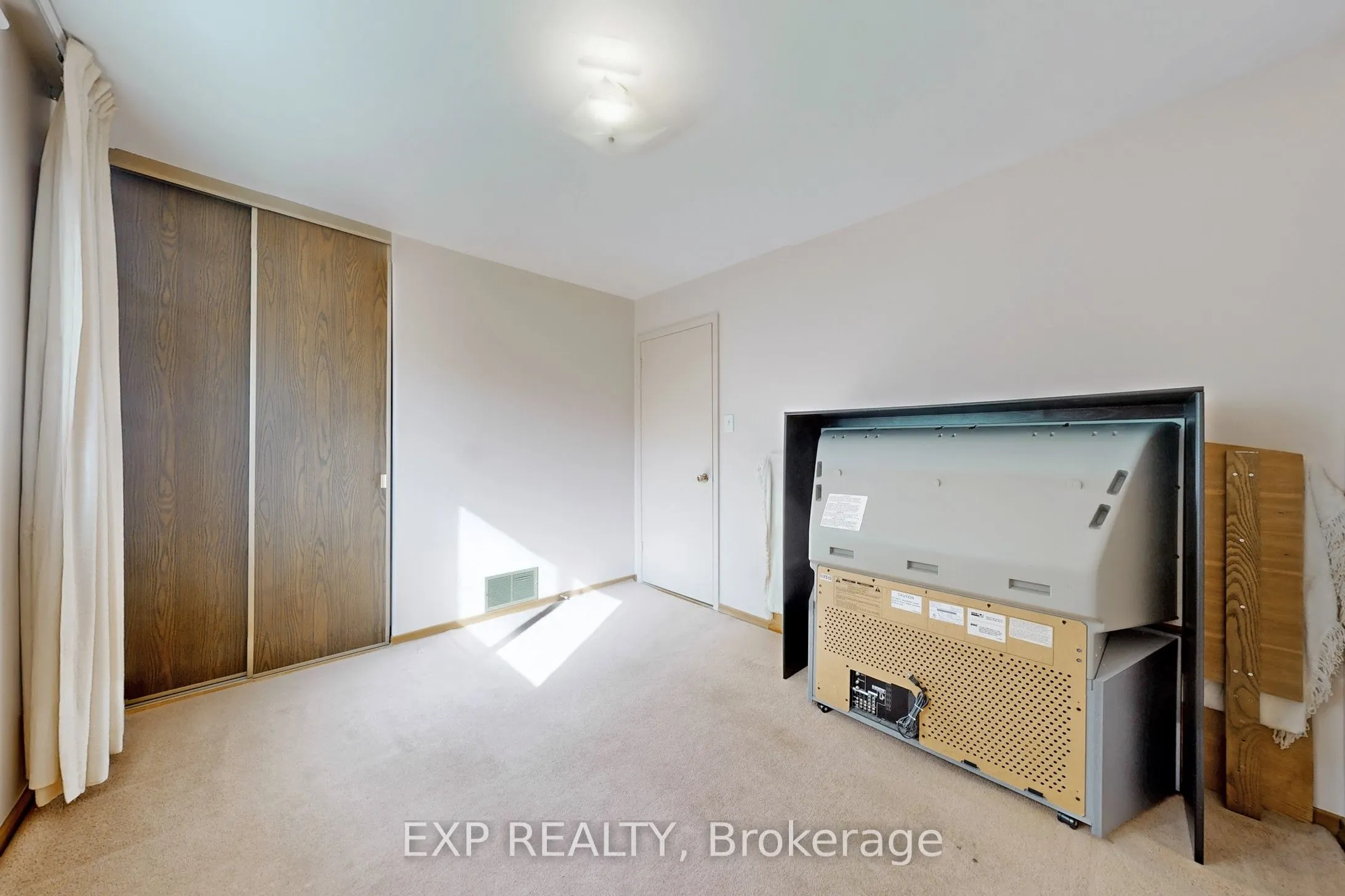 42 Linwood Avenue