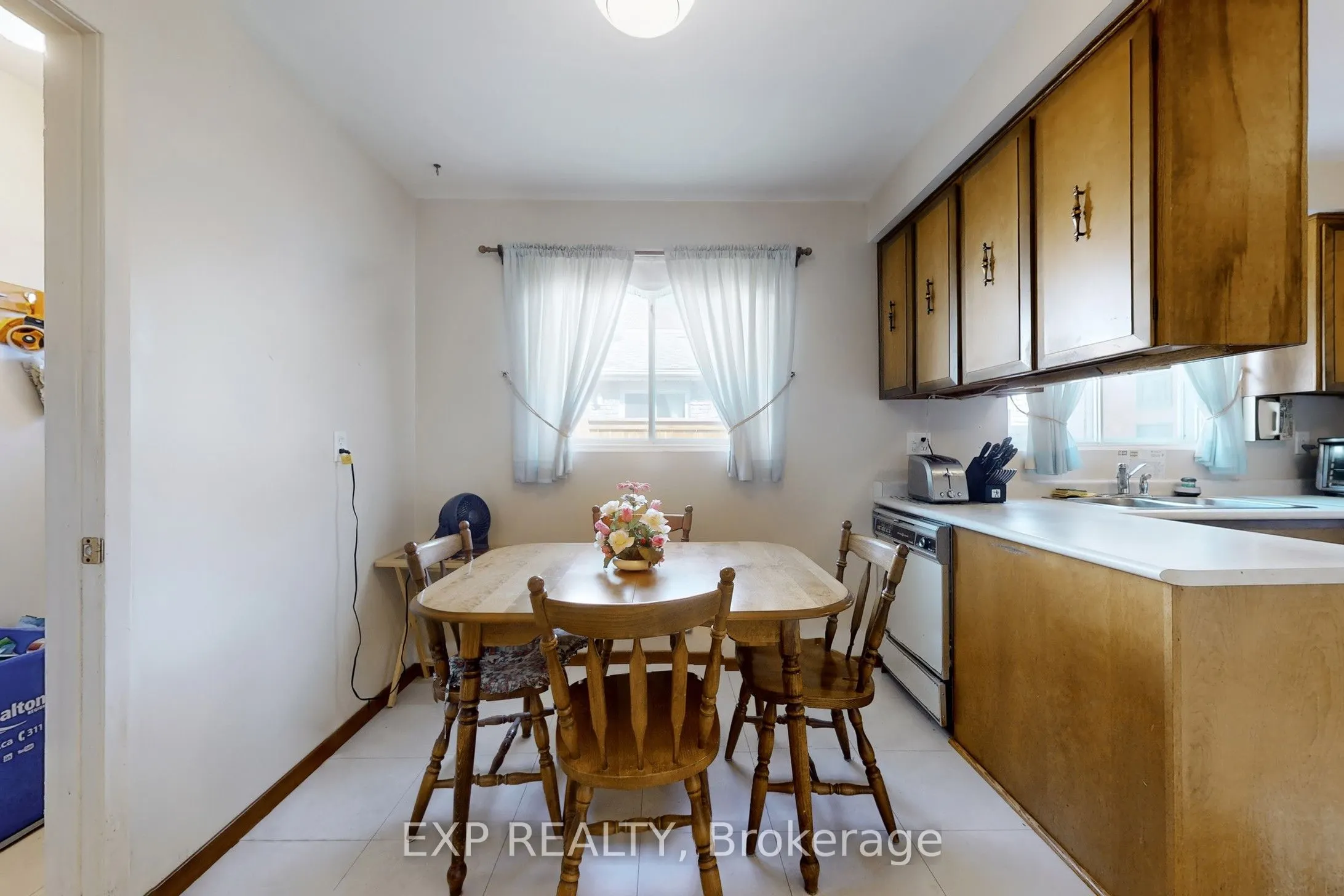 42 Linwood Avenue