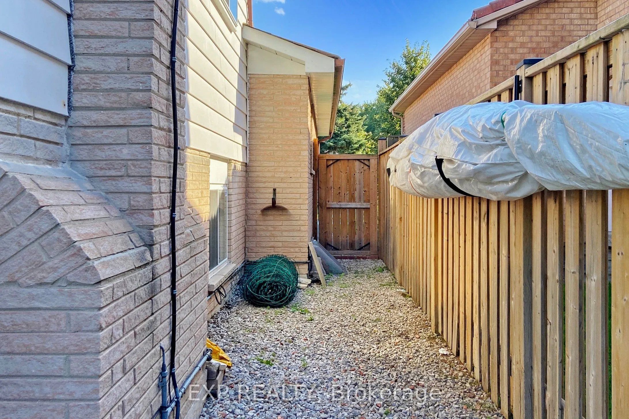 42 Linwood Avenue