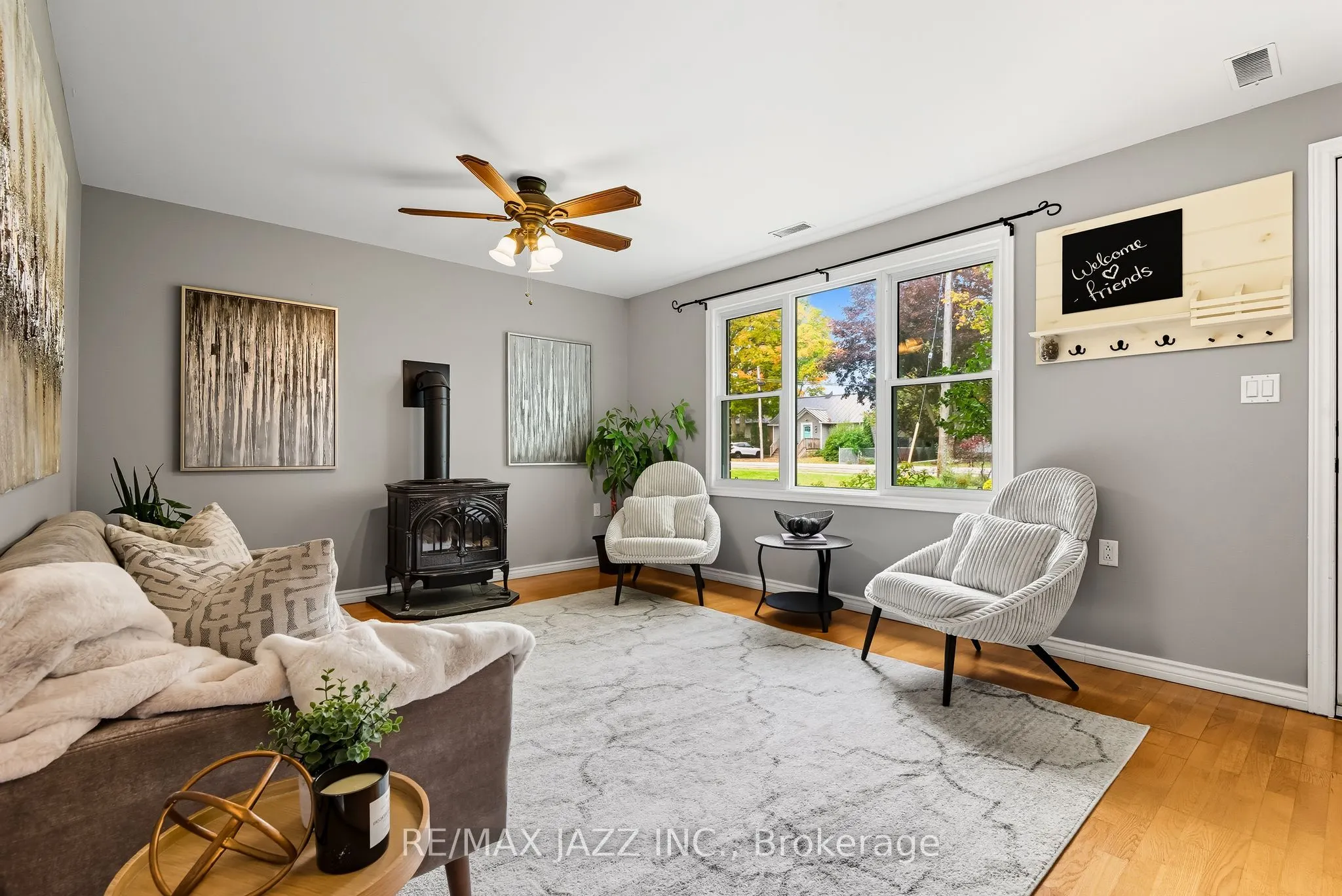 73 Columbus Road E