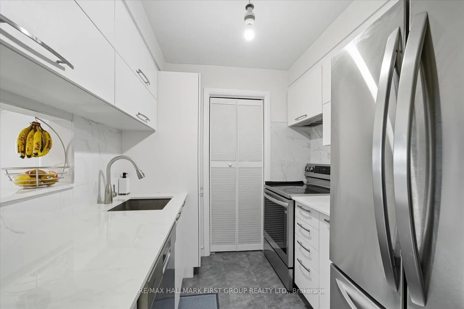 189 Lake Driveway W, #419