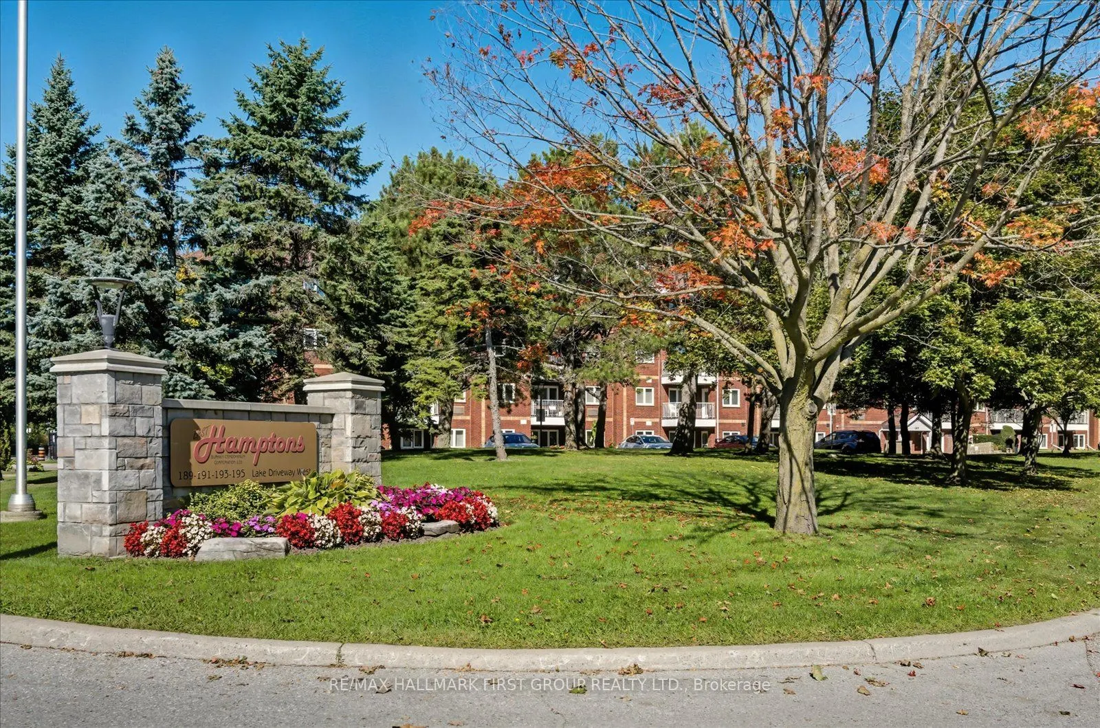 189 Lake Driveway W, #419