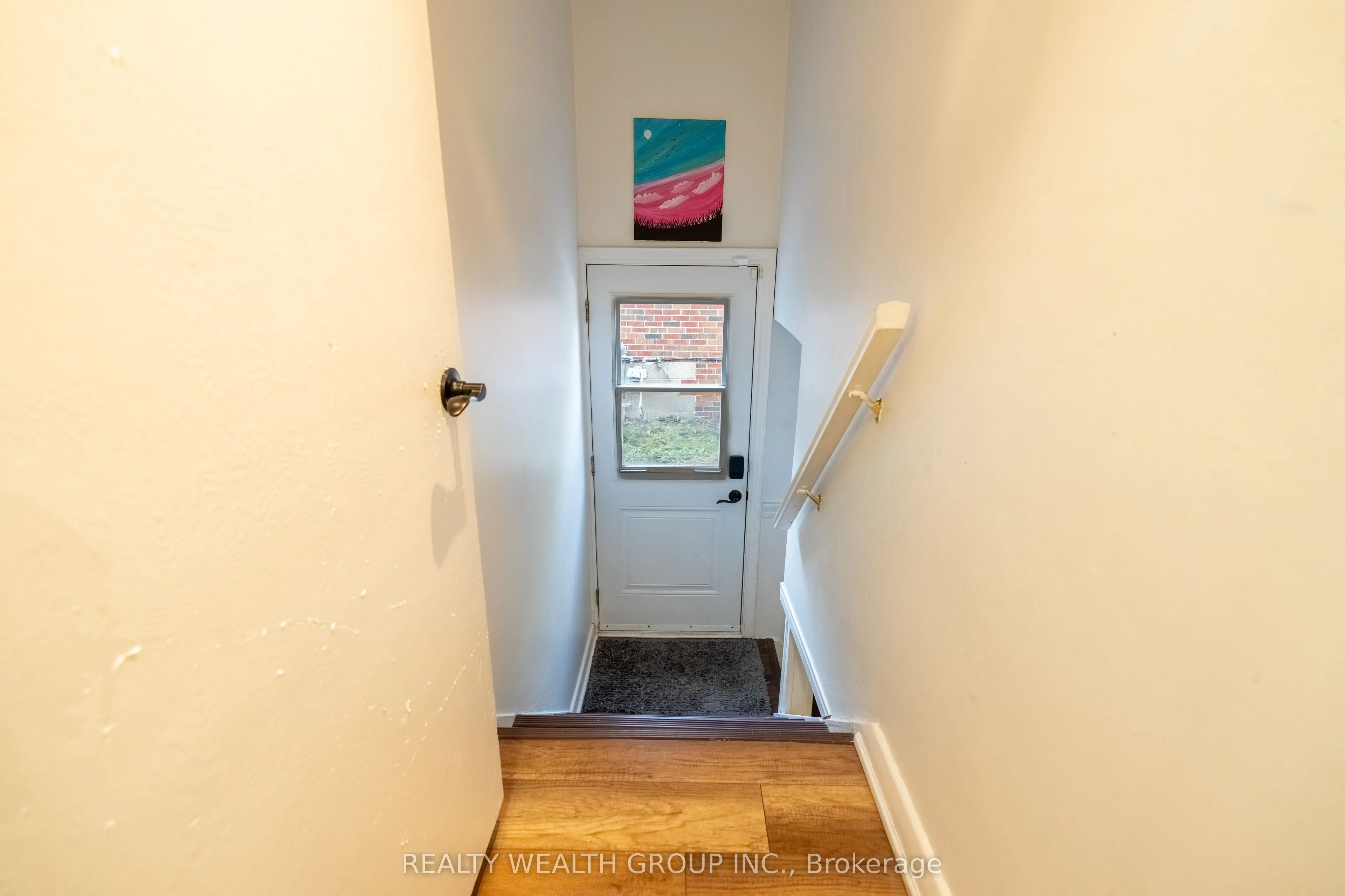 43 Medhurst Road W
