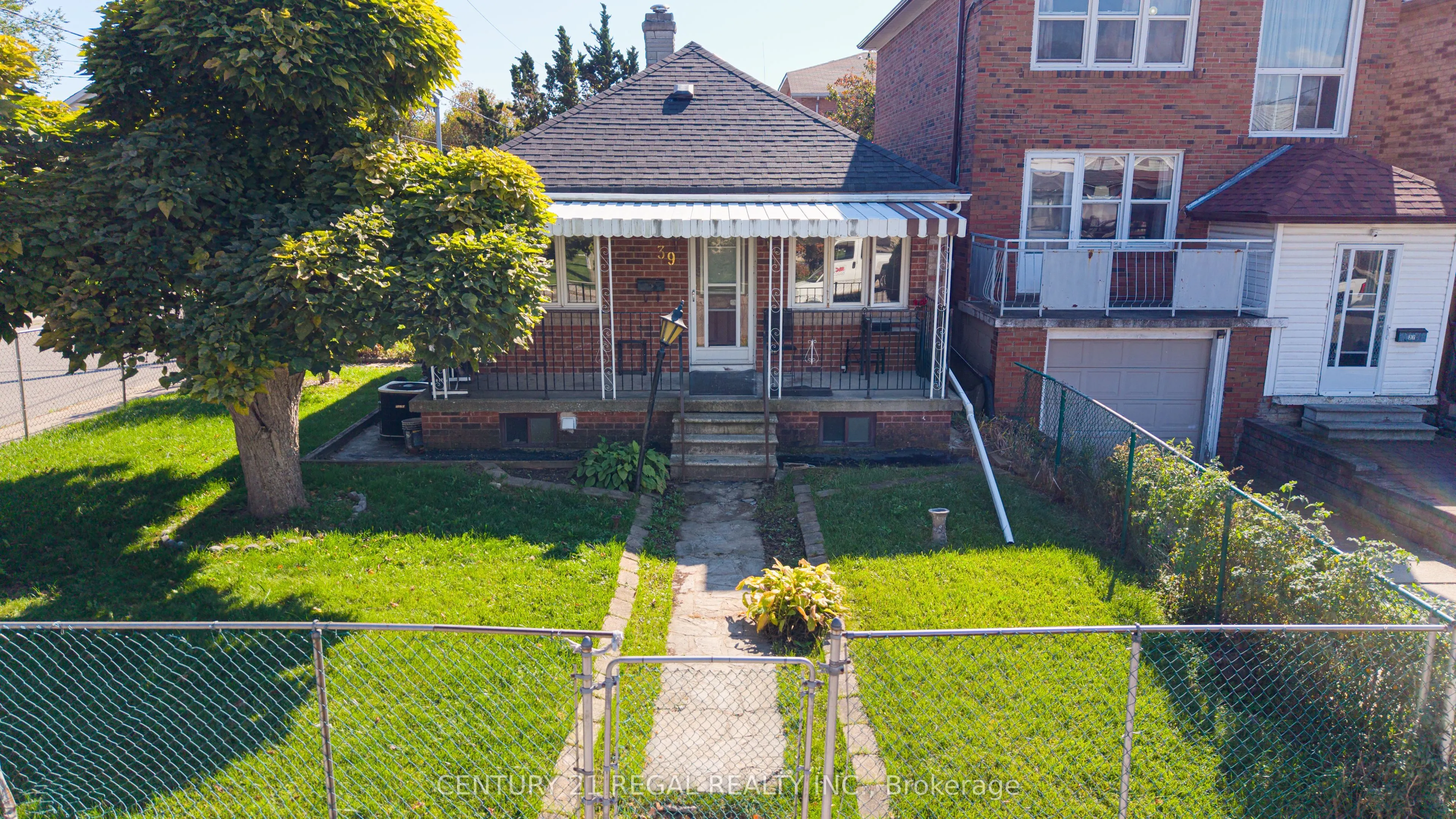 39 Butterworth Avenue