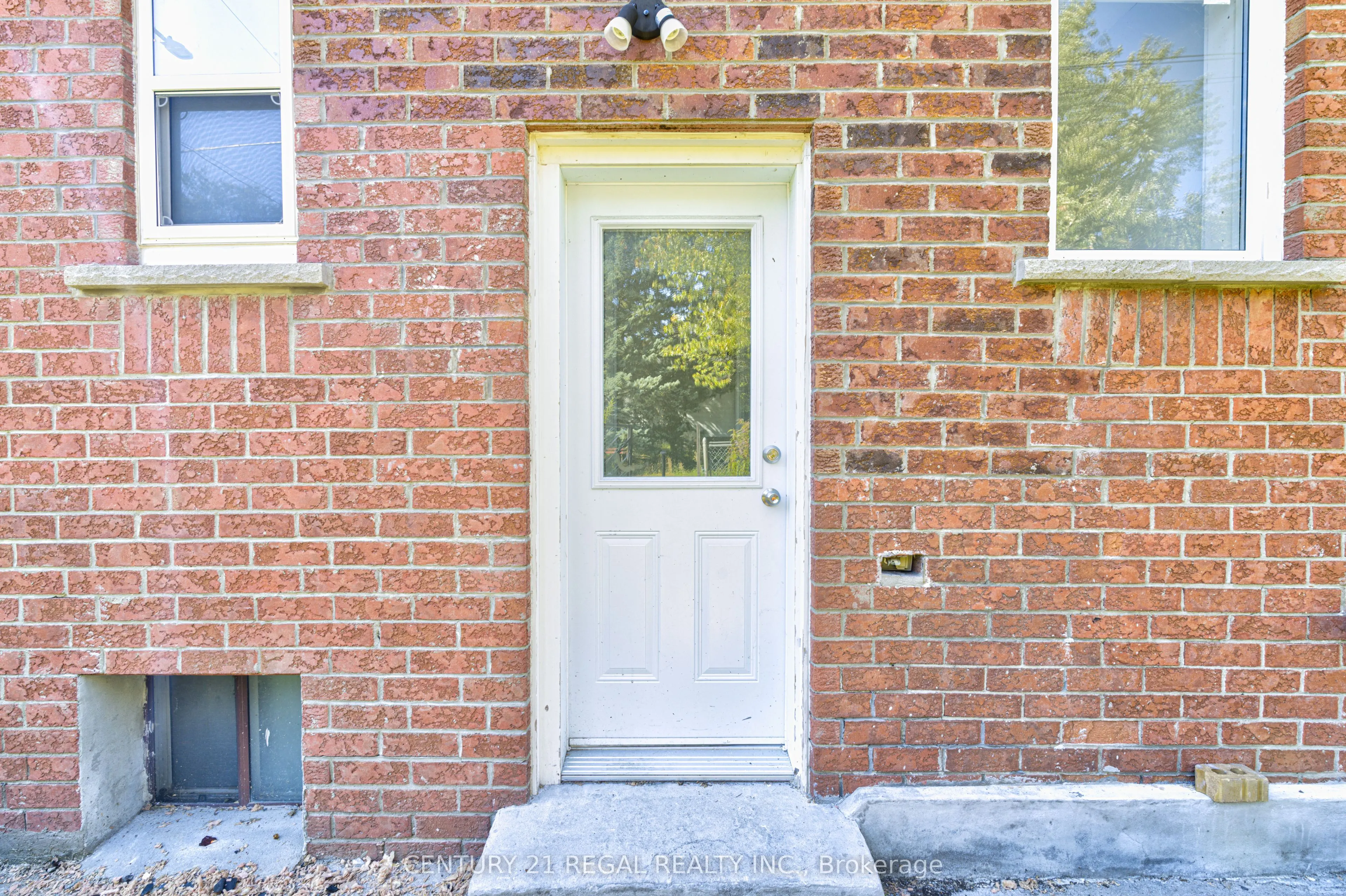 39 Butterworth Avenue