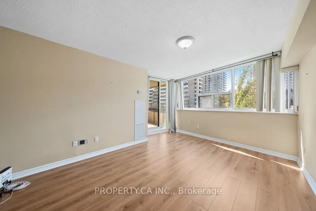 55 Huntingdale Boulevard, #208