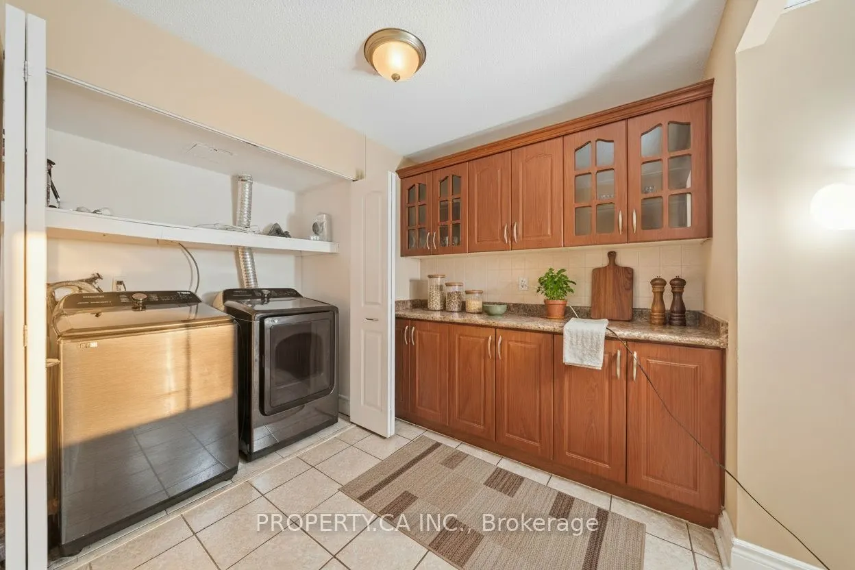 55 Huntingdale Boulevard, #208