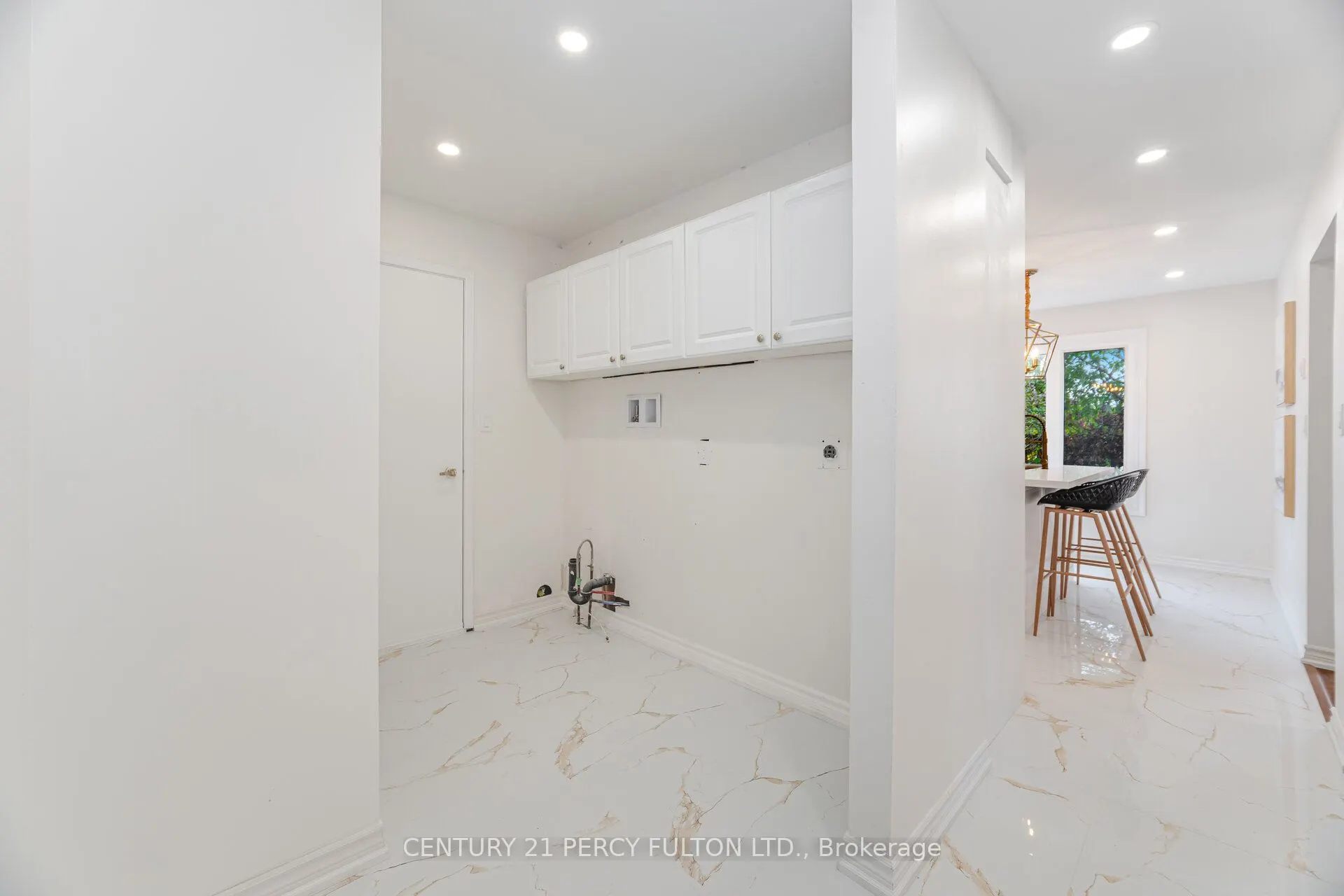 22 Lowder Place