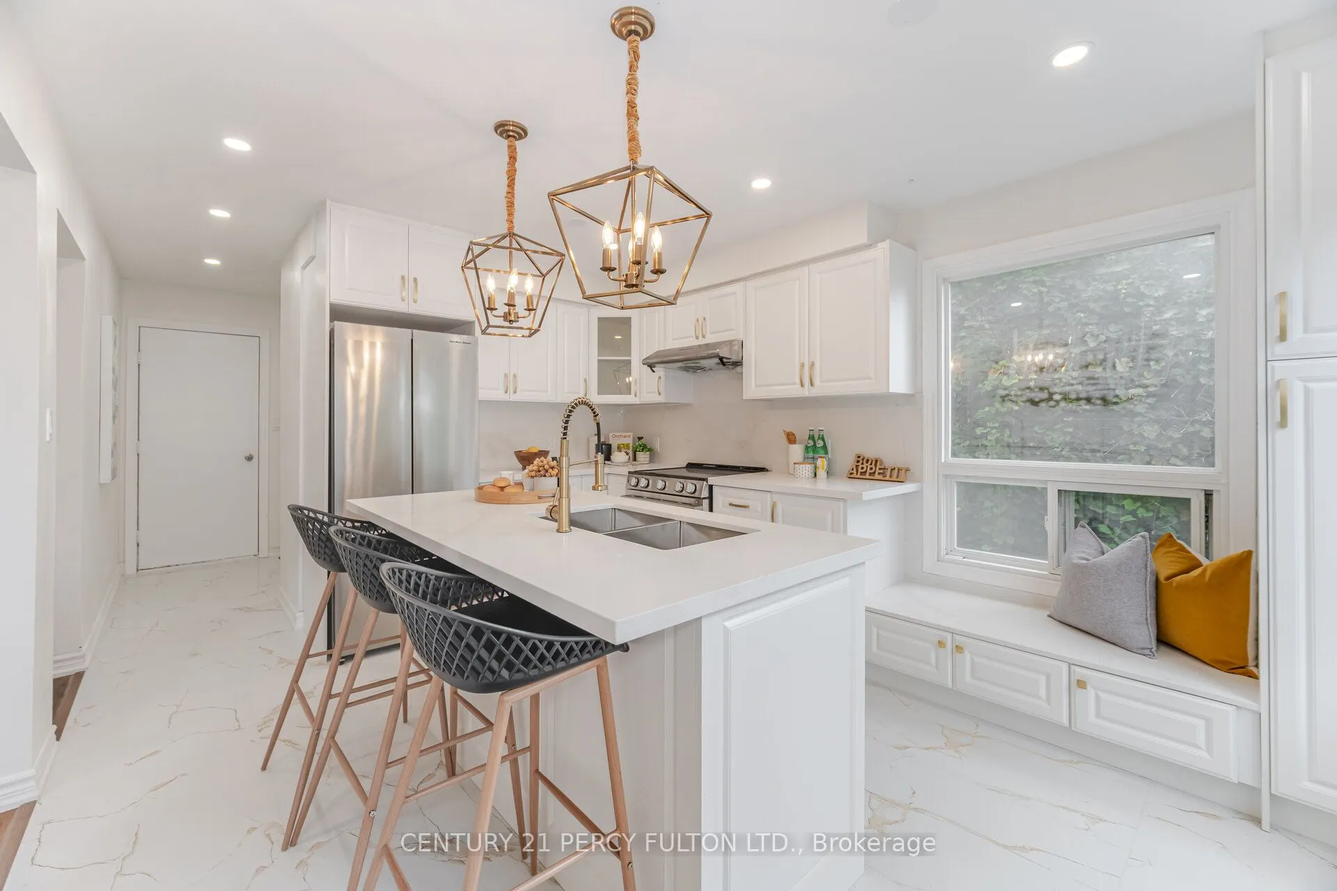 22 Lowder Place