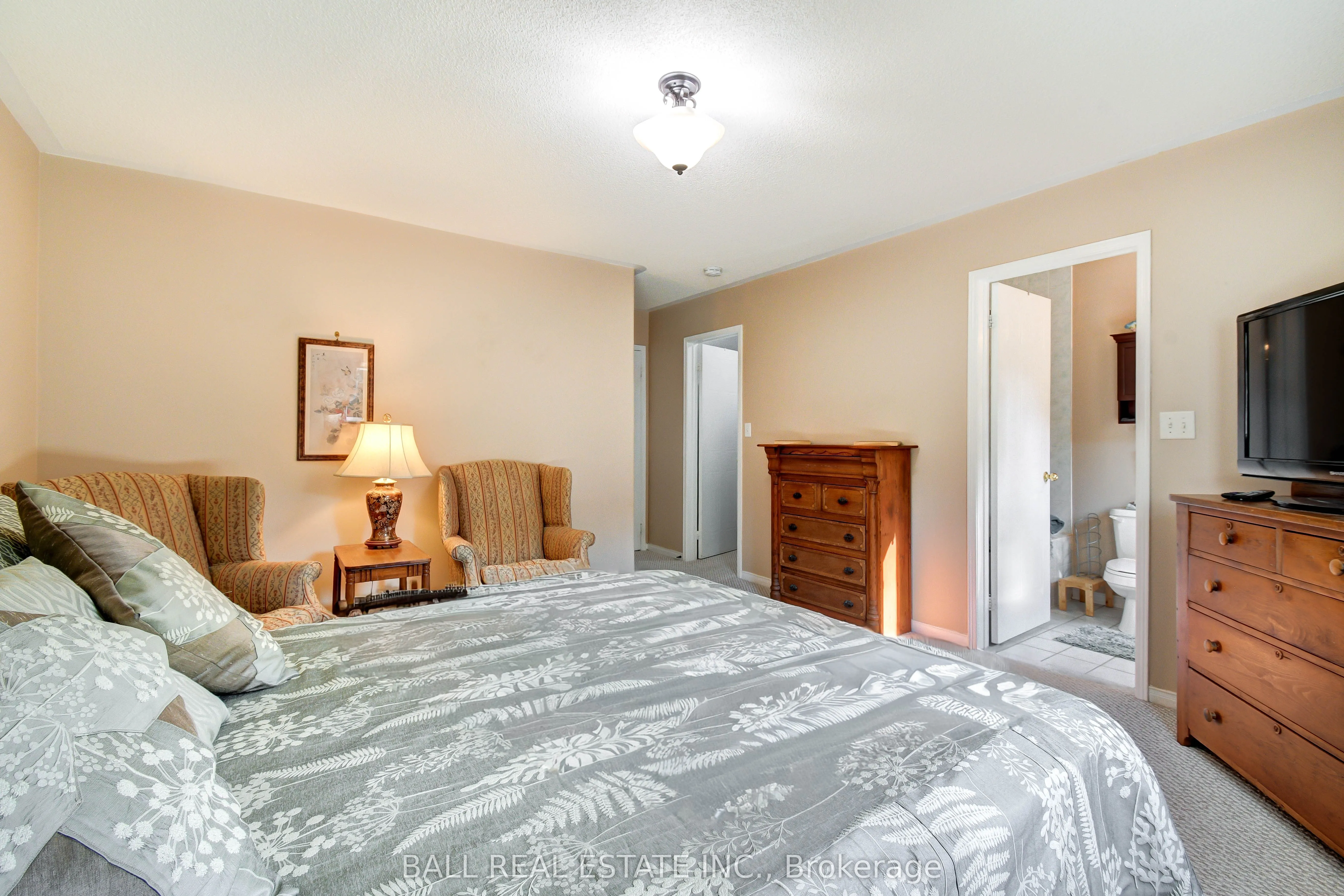 1720 Woodgate Trail
