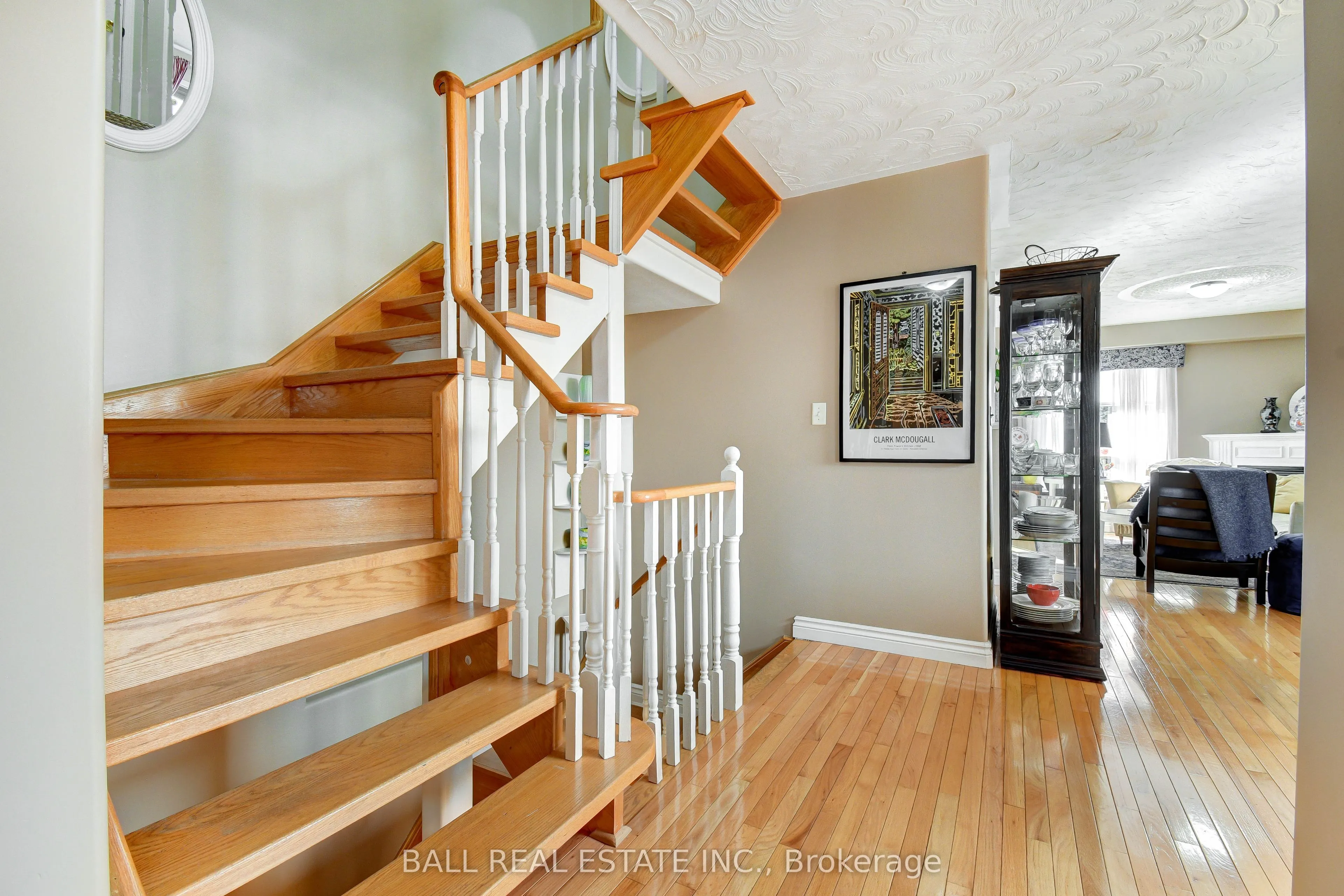 1720 Woodgate Trail