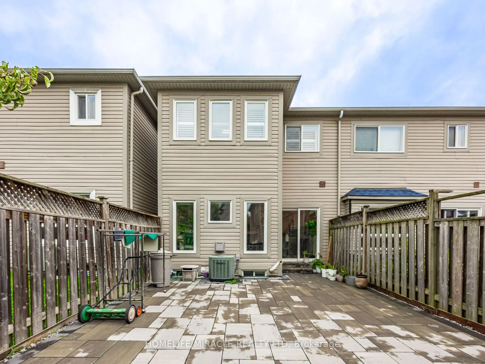172 Gristone Crescent