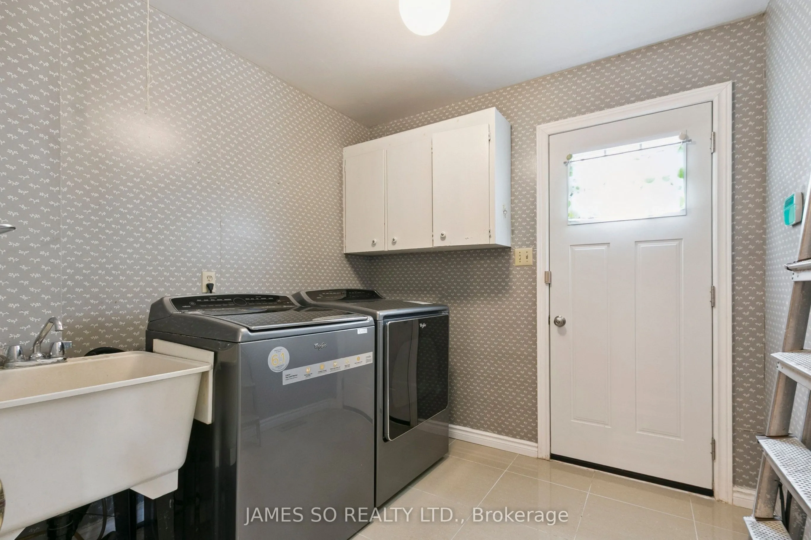 270 Huntsmill Boulevard