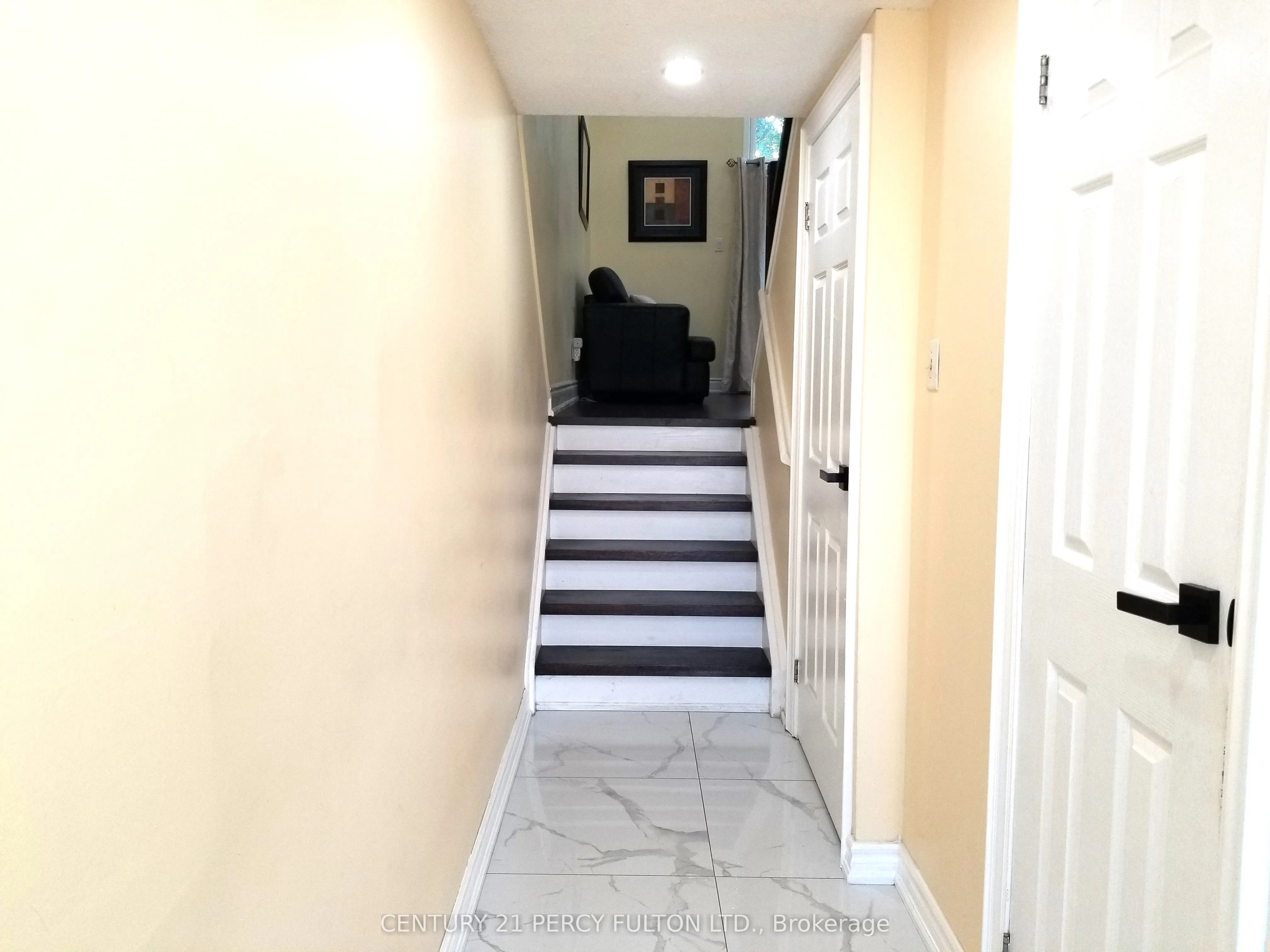 1975 Rosefield Road, #18