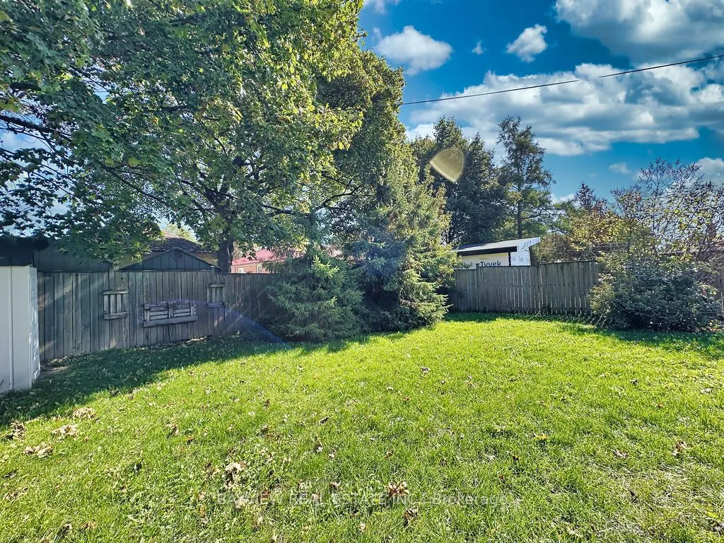 37 Princeway Drive