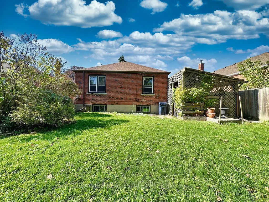 37 Princeway Drive