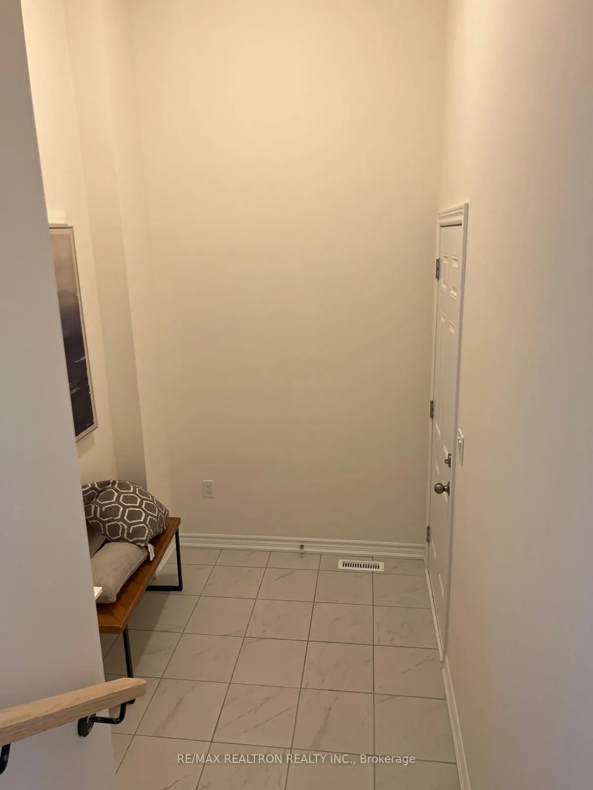 92 Robin Trail
