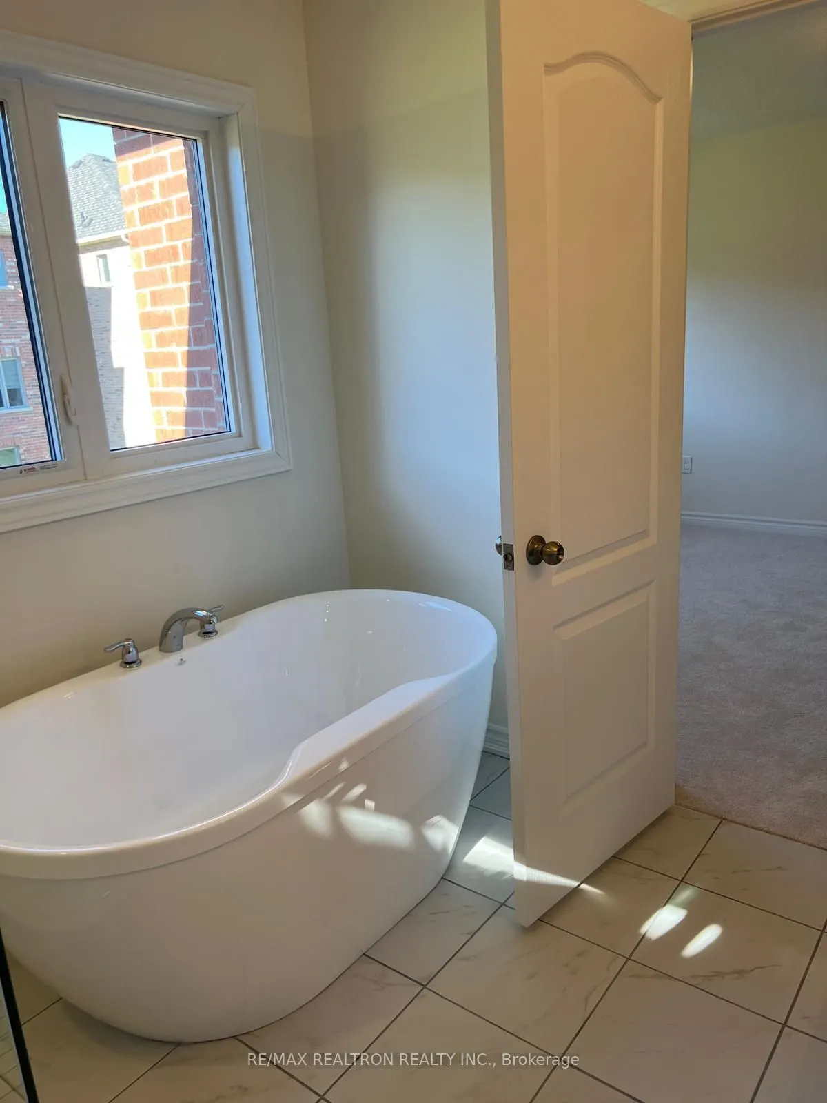 92 Robin Trail