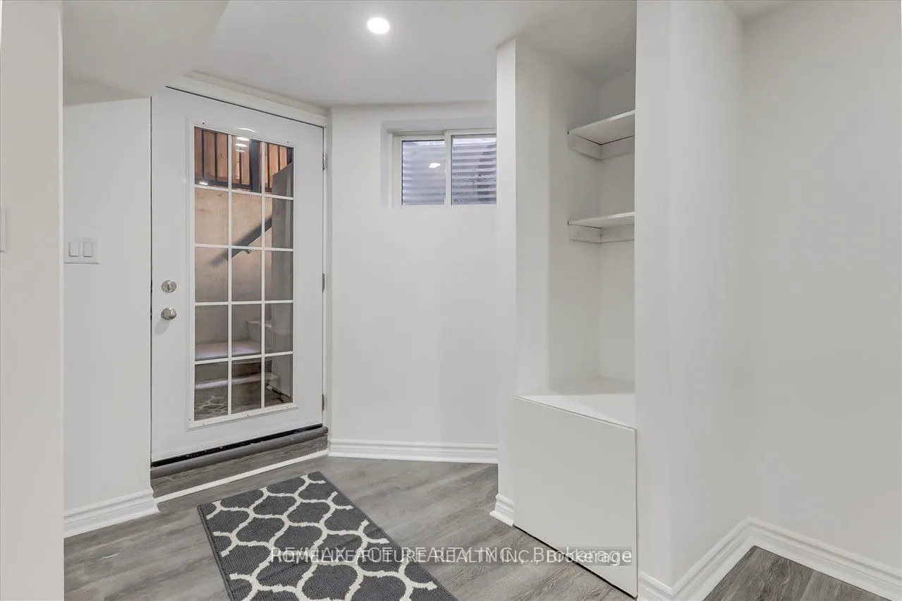 1579 Heathside Crescent, #Bsmt