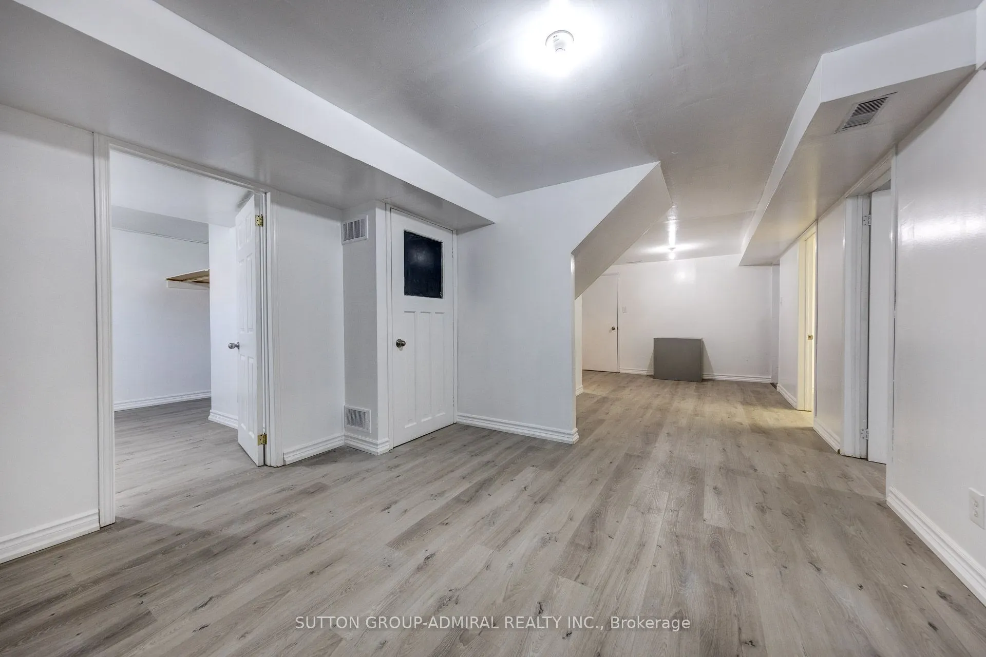46 Canmore Boulevard