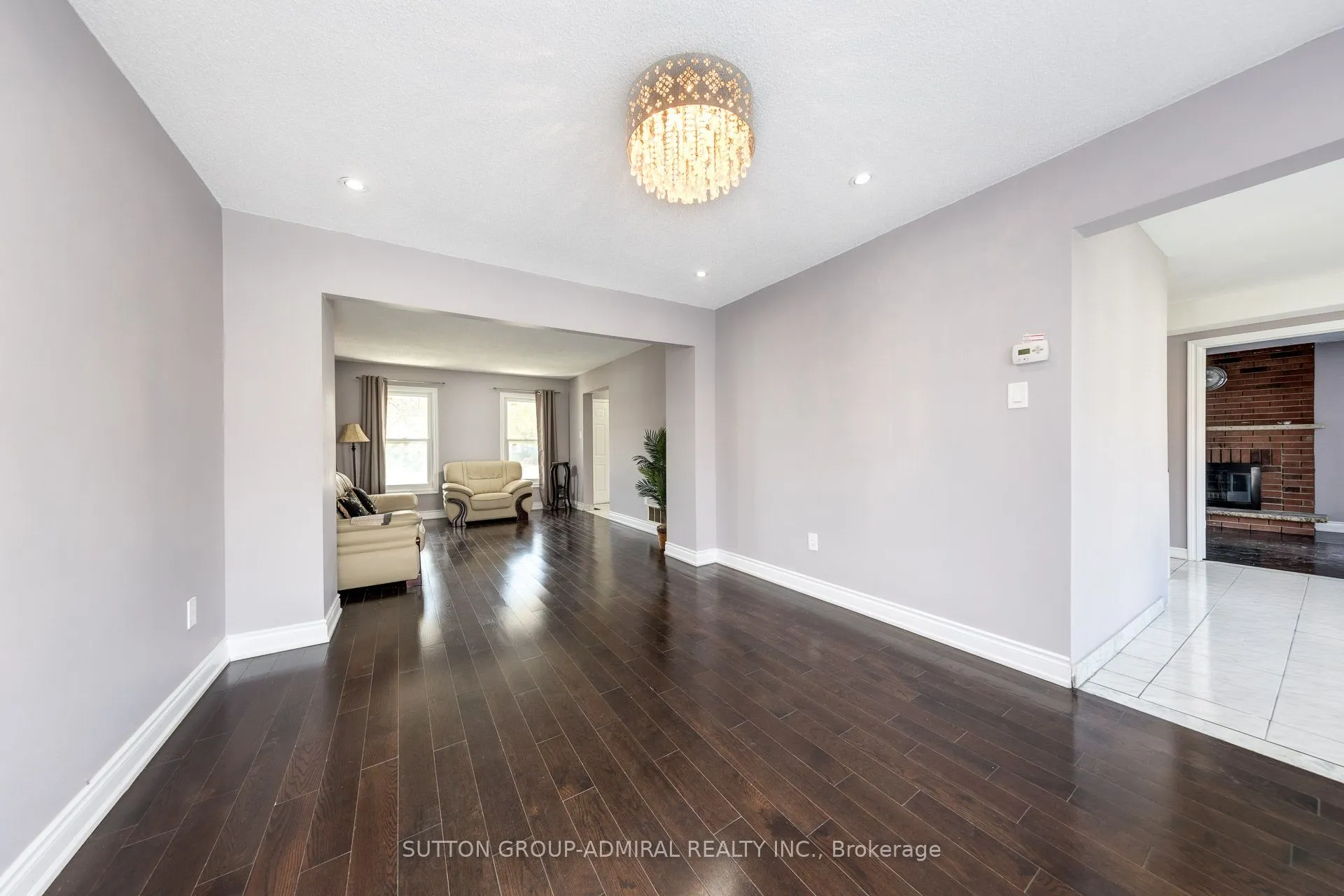 46 Canmore Boulevard