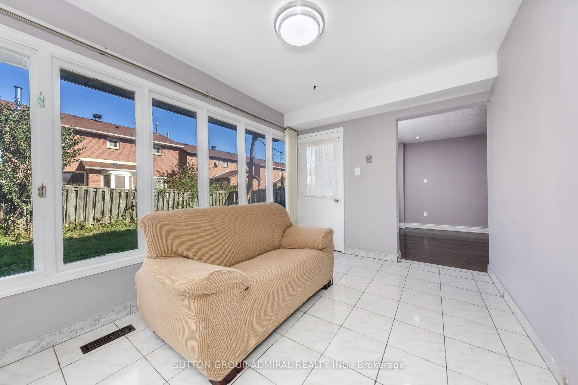 46 Canmore Boulevard