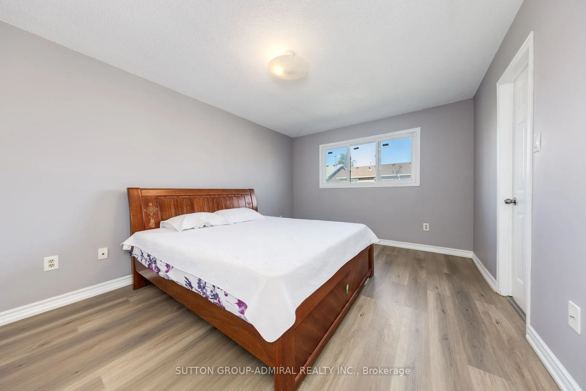 46 Canmore Boulevard