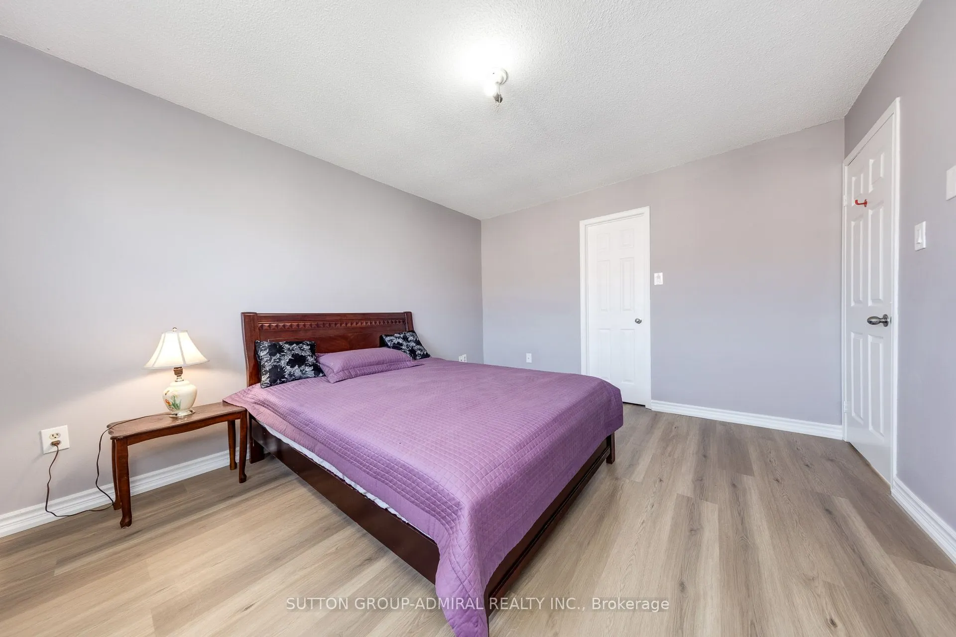46 Canmore Boulevard