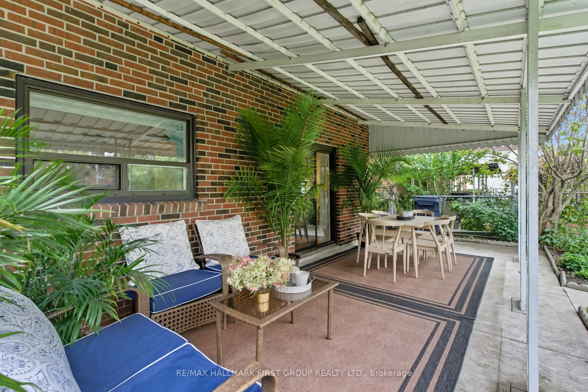 194 Fairglen Avenue