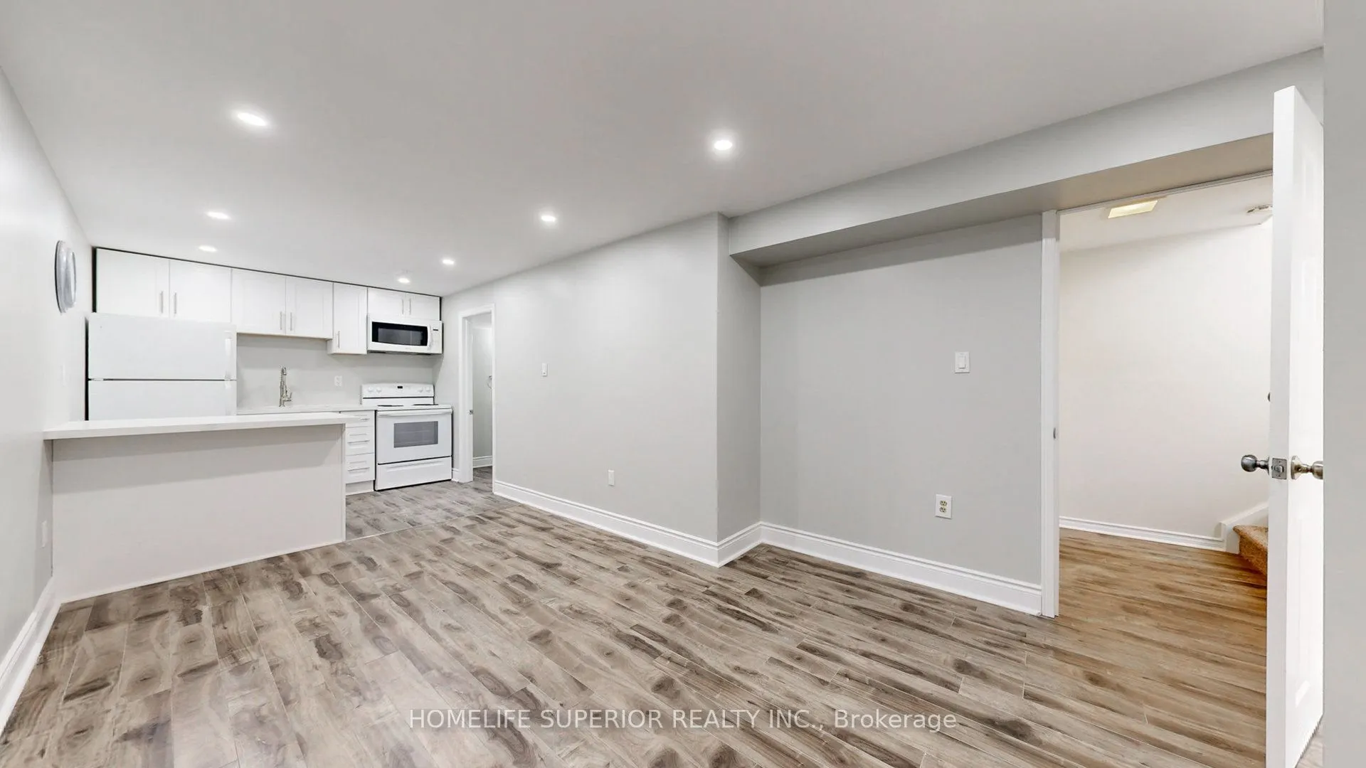 380 Vancouver Crescent