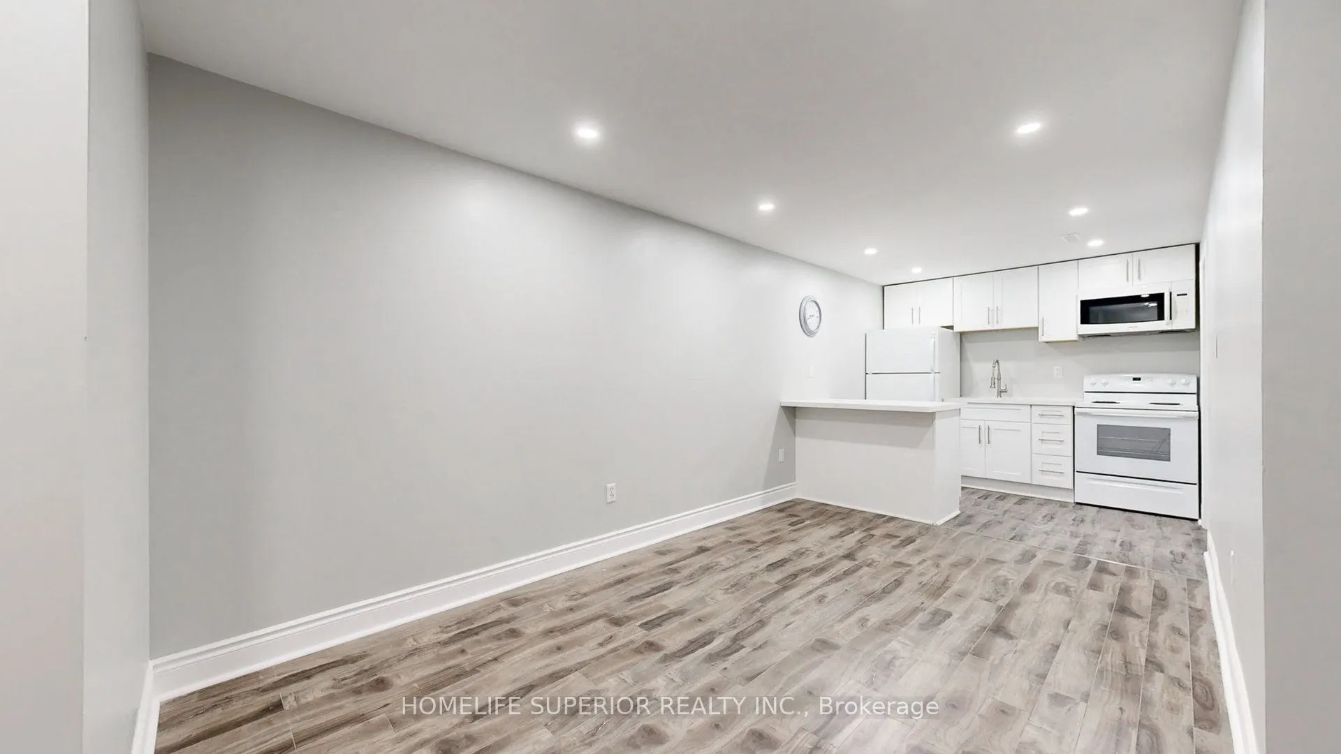 380 Vancouver Crescent