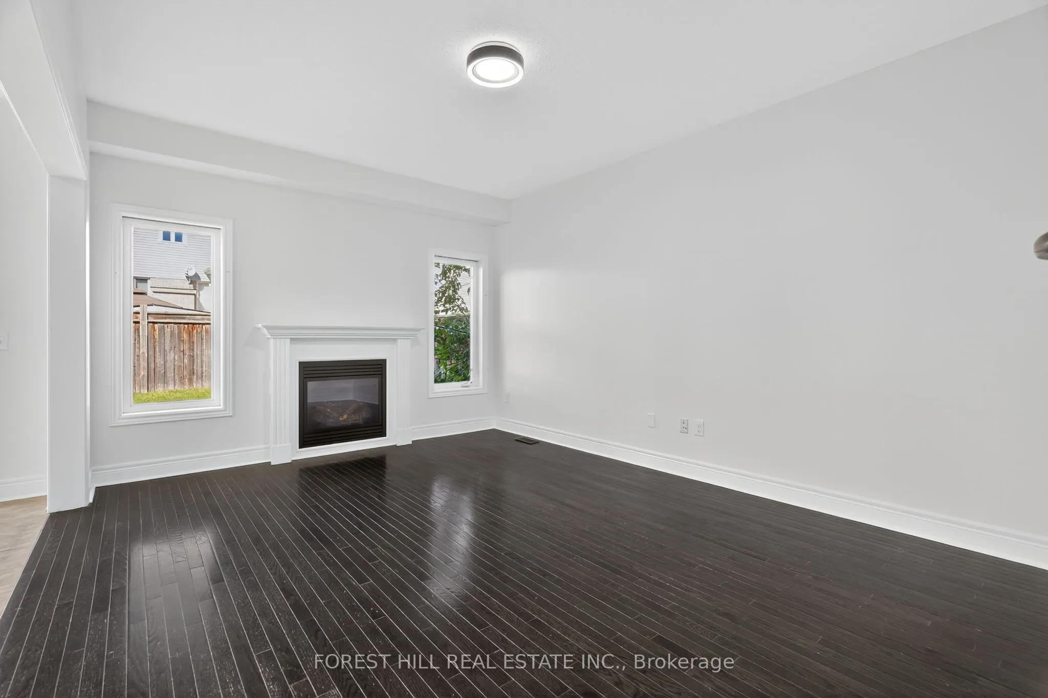 14 Dewell Crescent